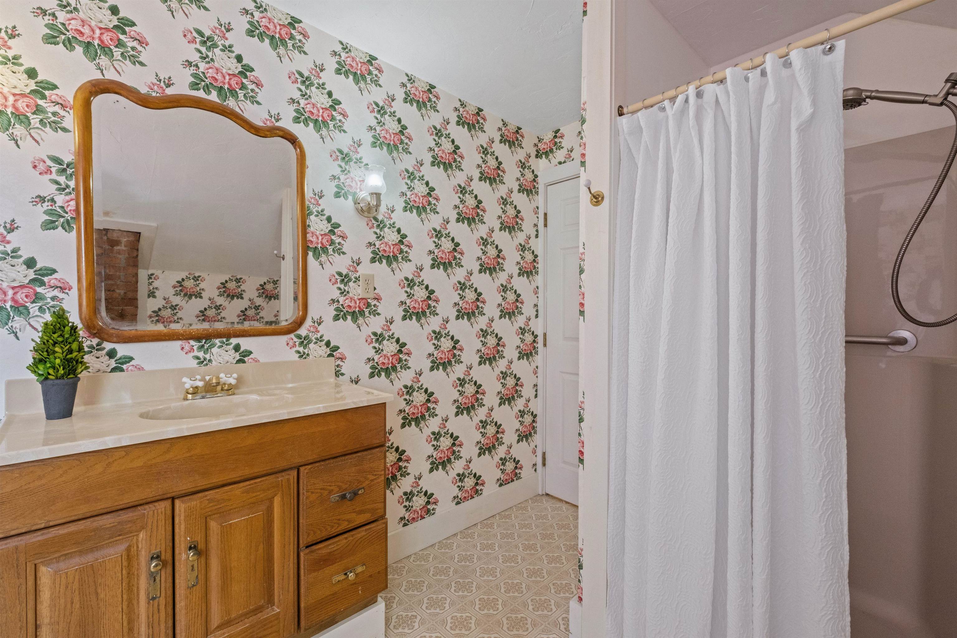 11 Highland Street Property Photo 36
