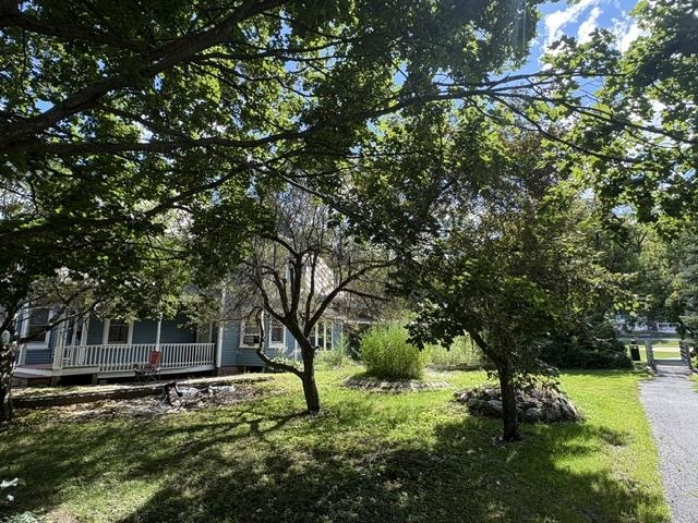 11 Maple Street Property Photo 44