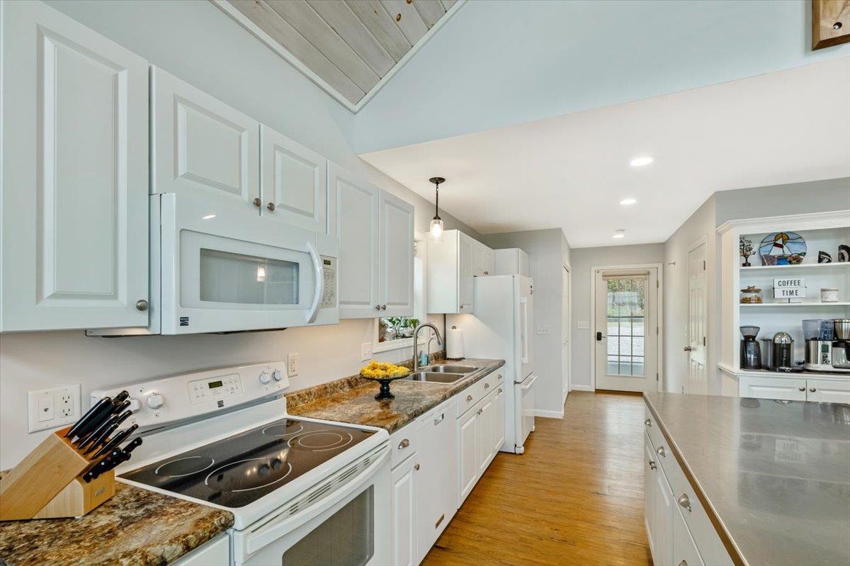 61 Sweeney Farm Road North Property Photo 14