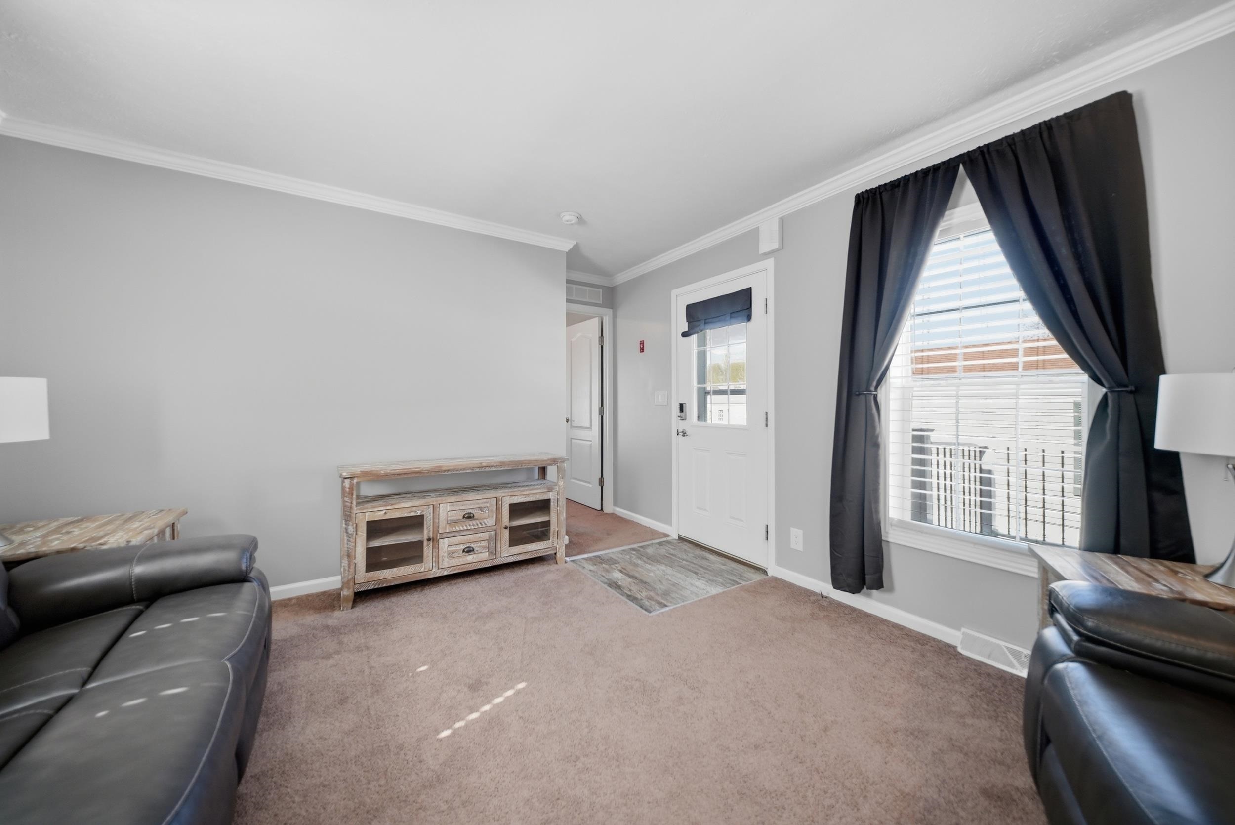 20 Amherst Road Property Photo 5