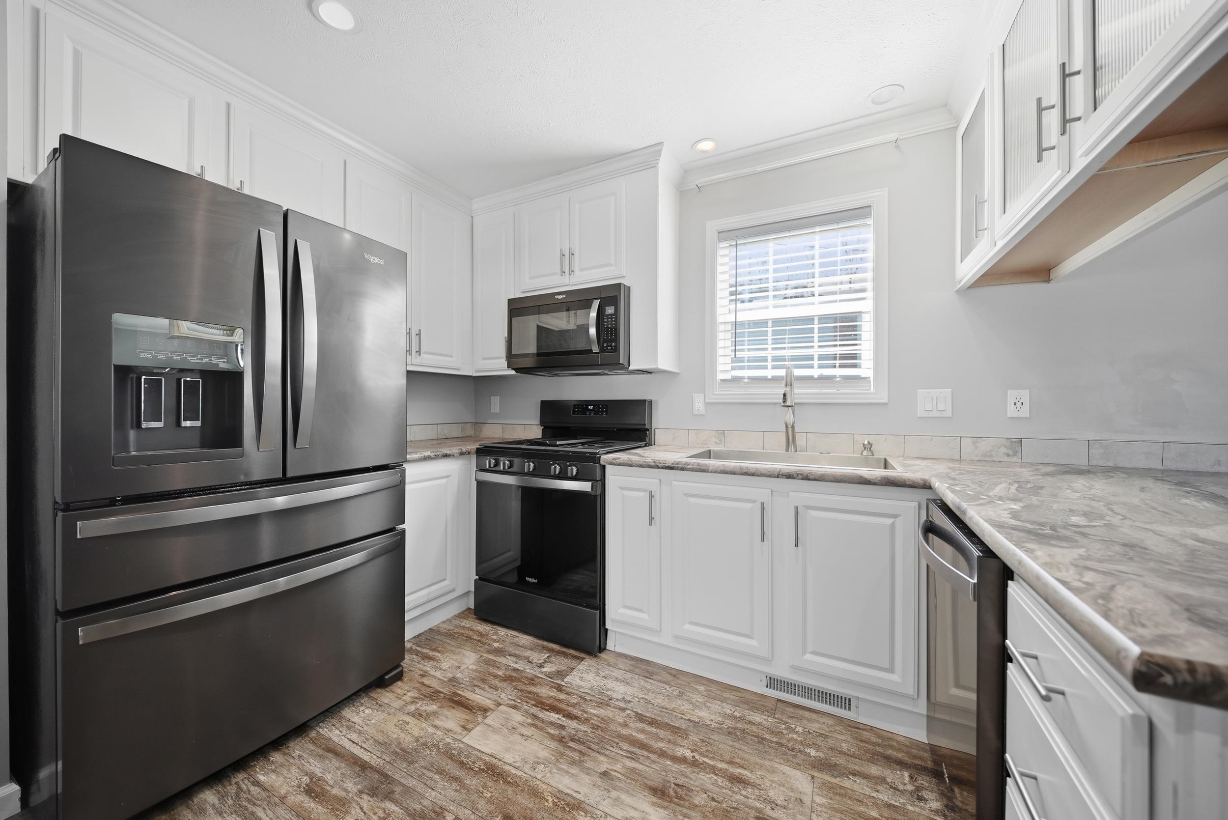 20 Amherst Road Property Photo 8
