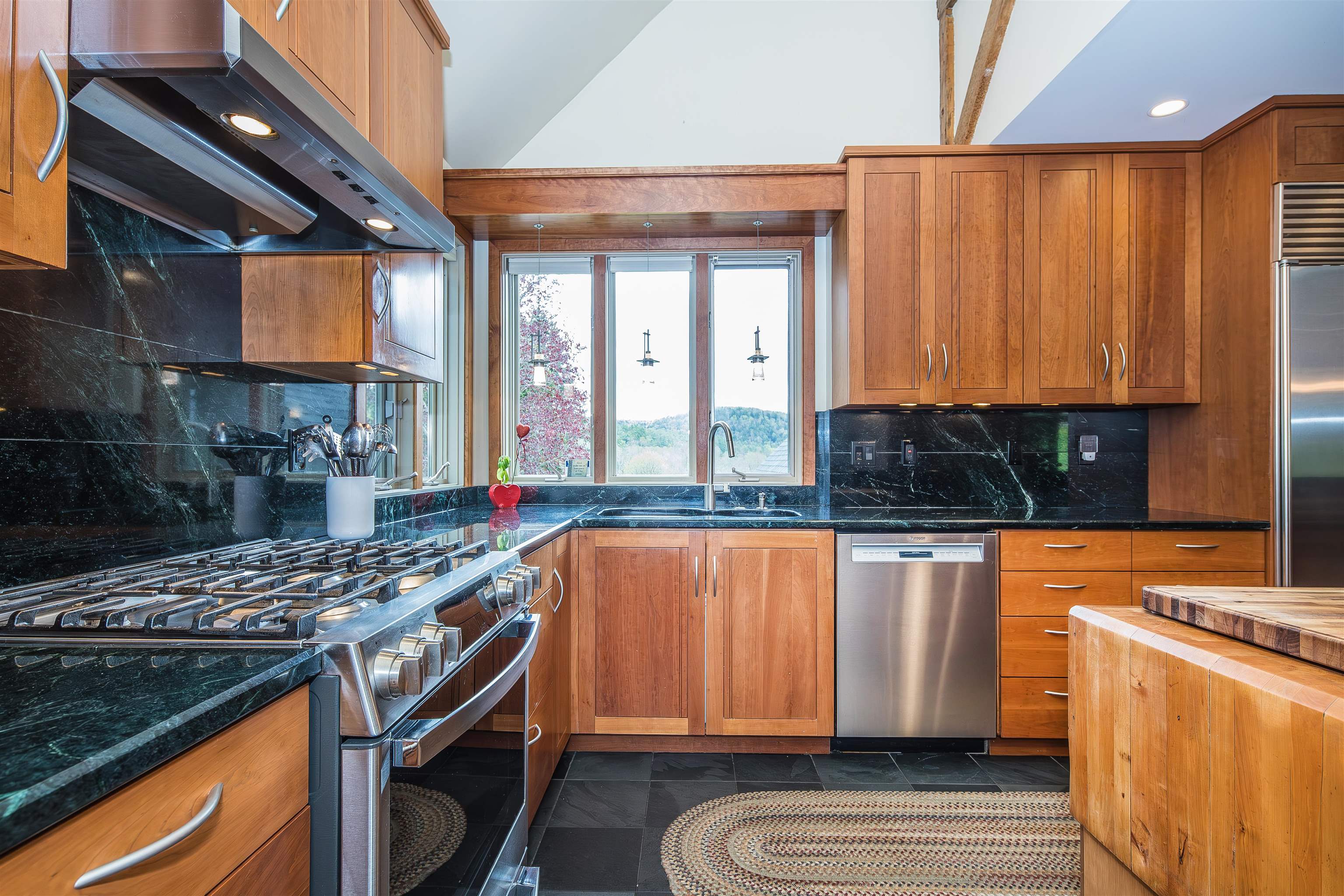 269 Hortonia Road Property Photo 4