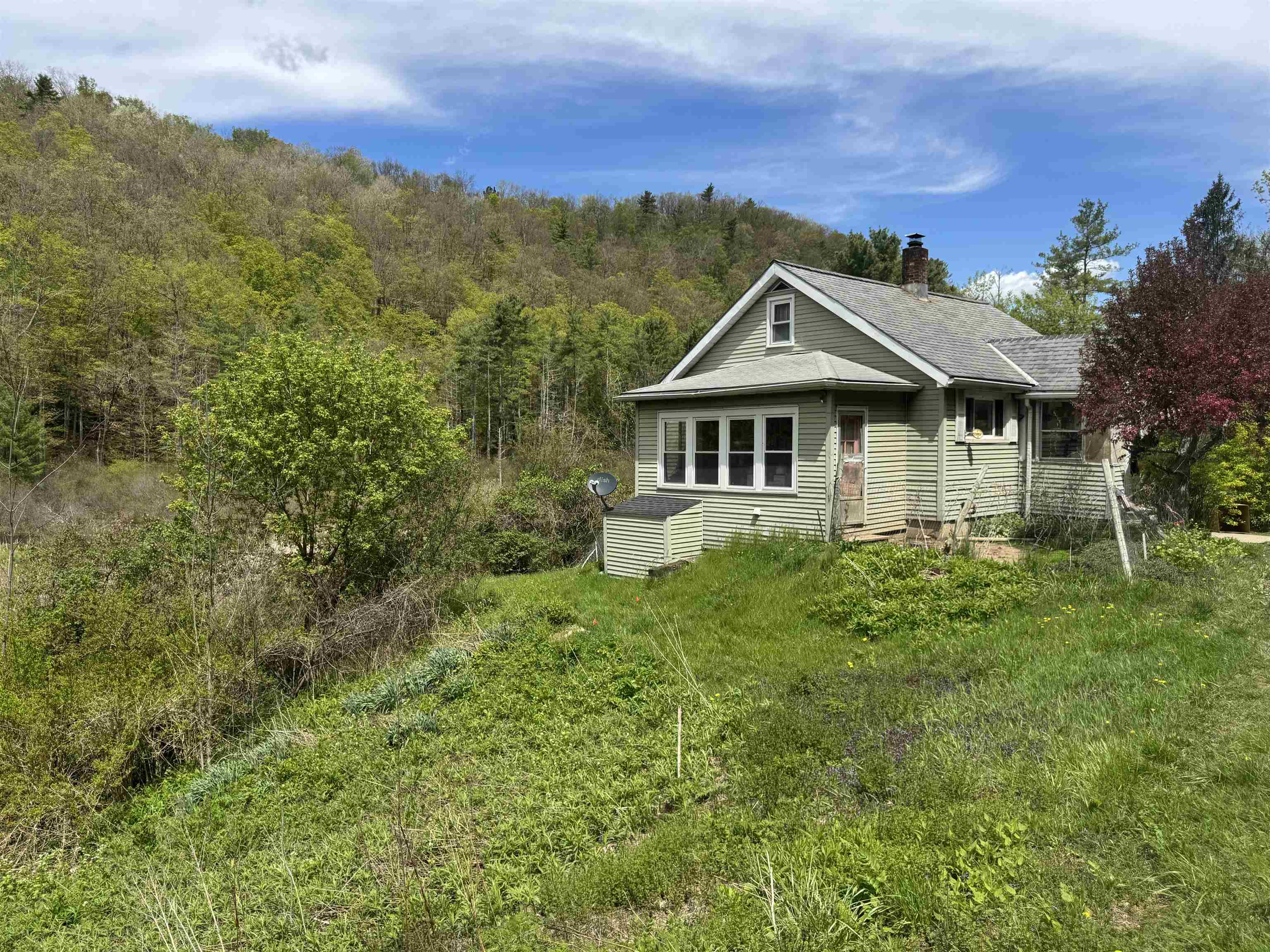 302 US RTE 7 Property Photo 1