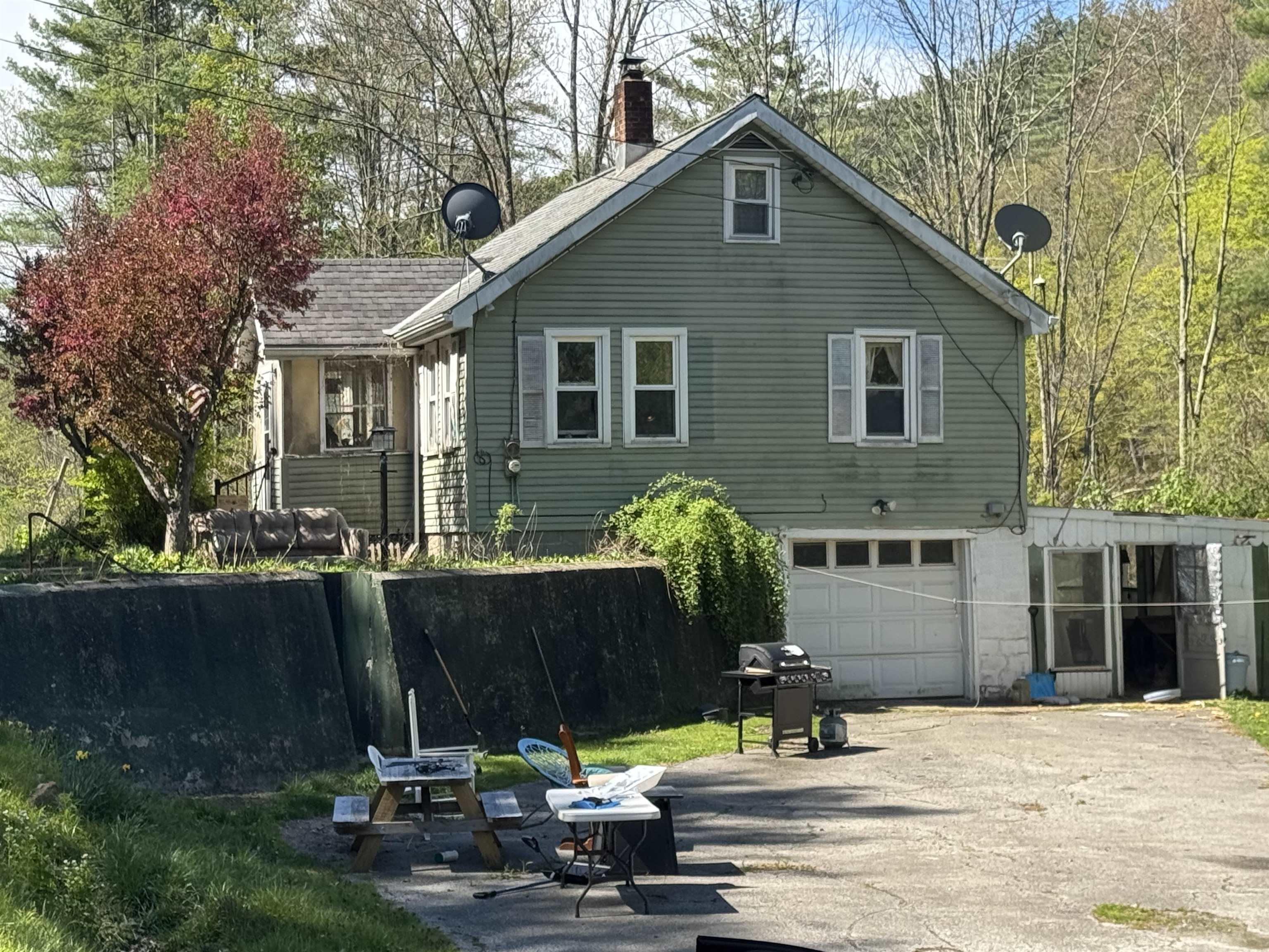 302 Us Rte 7 Property Photo 2