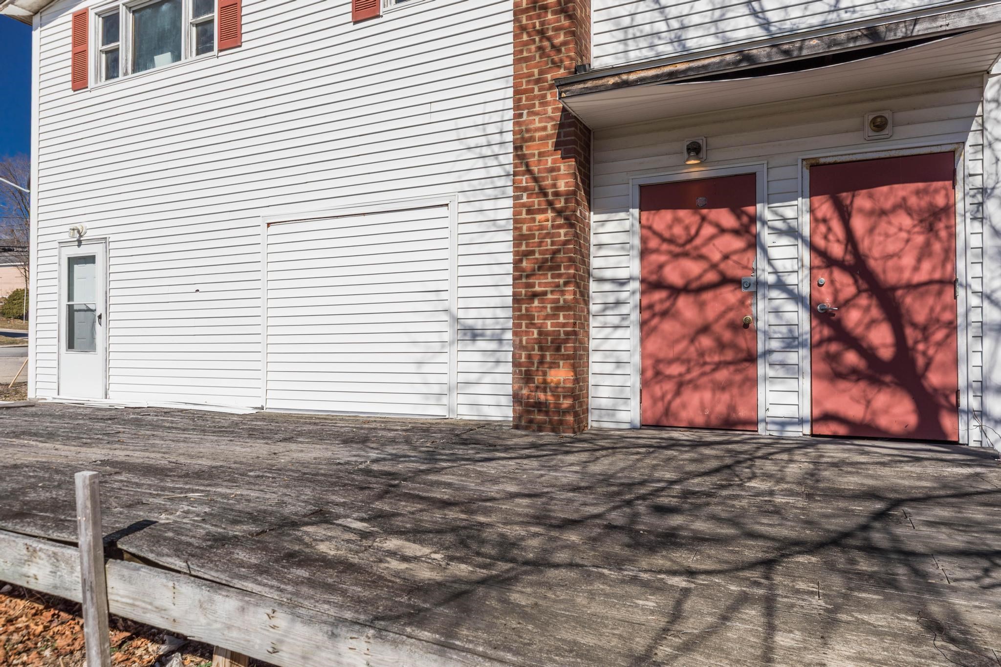 27 Carroll Street Property Photo 7