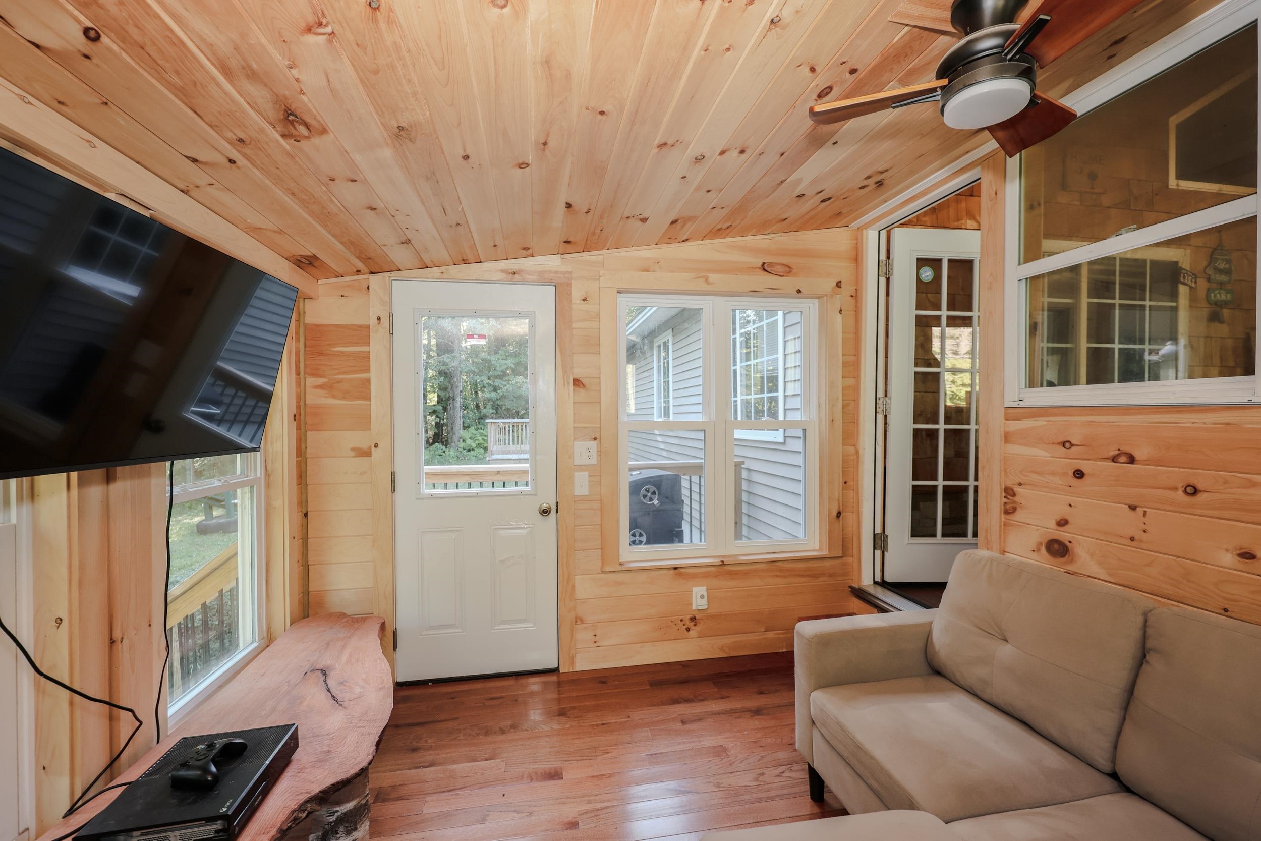 50 Pine Glen Road Property Photo 6