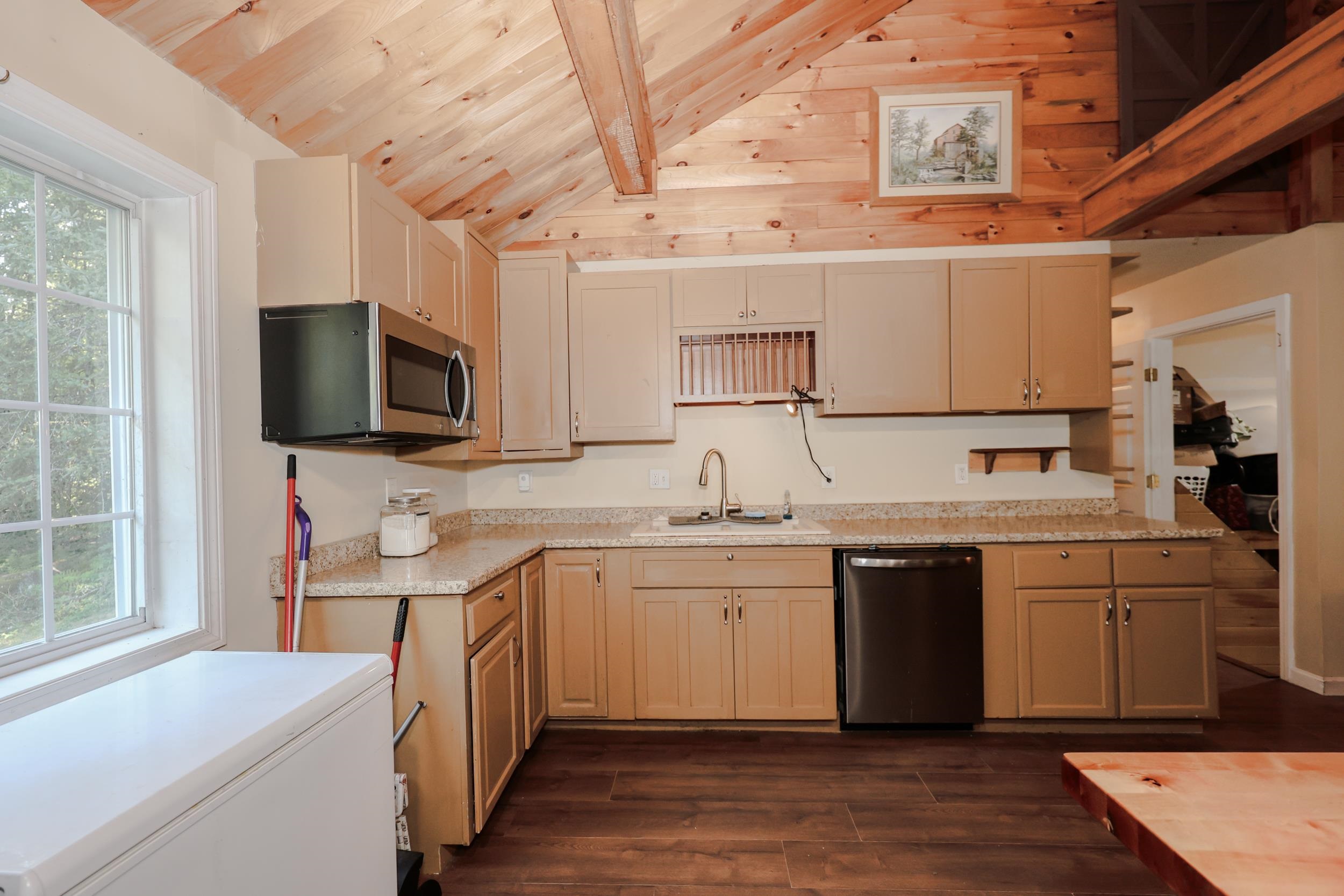 50 Pine Glen Road Property Photo 7