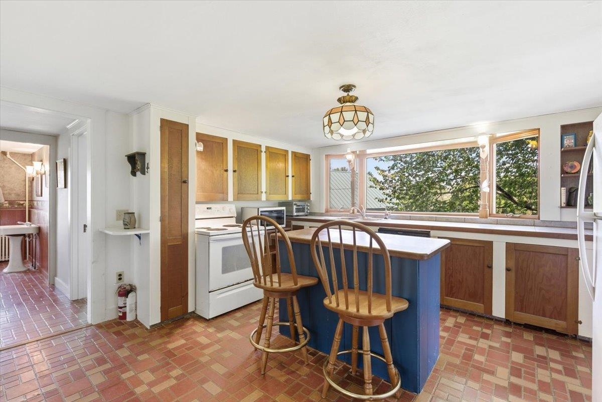 971 South Stream Road Property Photo 12