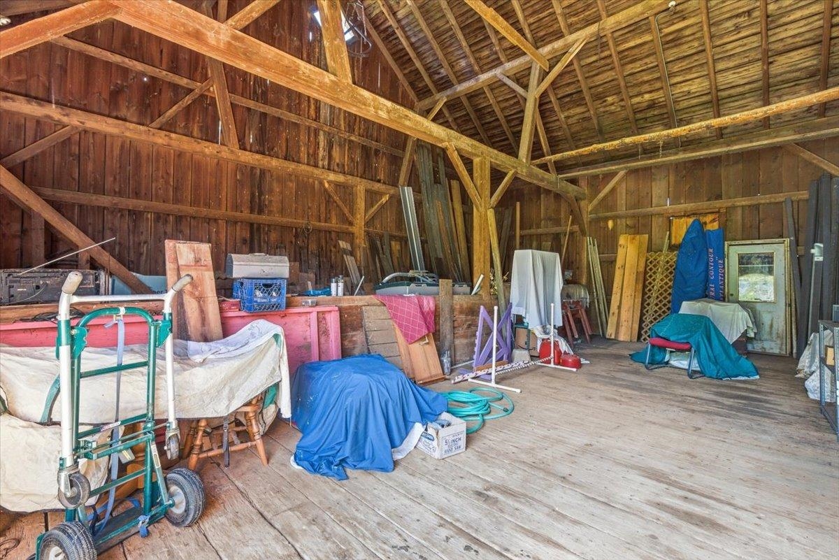 971 South Stream Road Property Photo 35