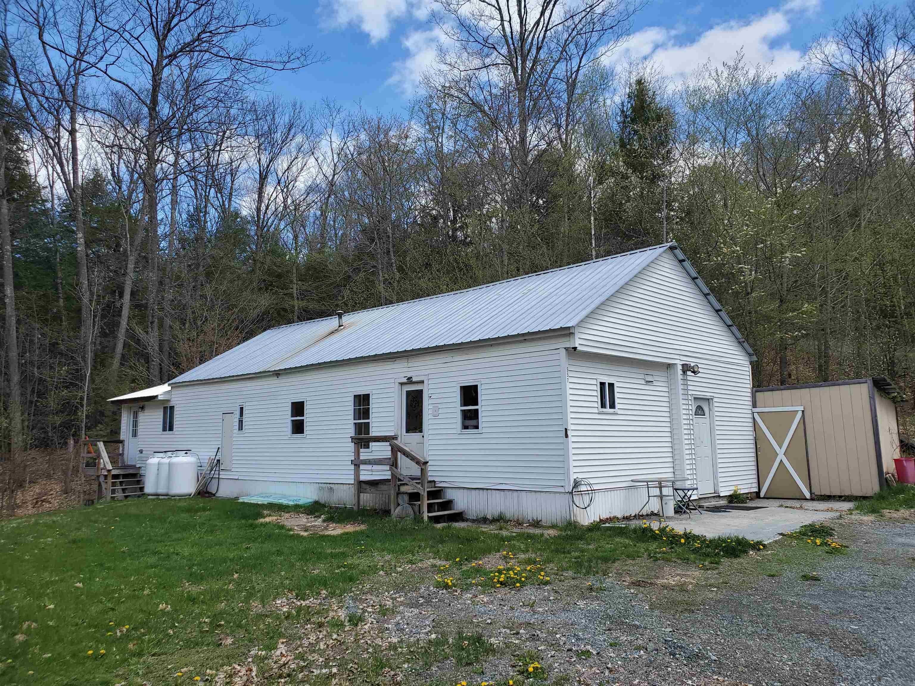 557 Fernwood Farms Road Property Photo 1