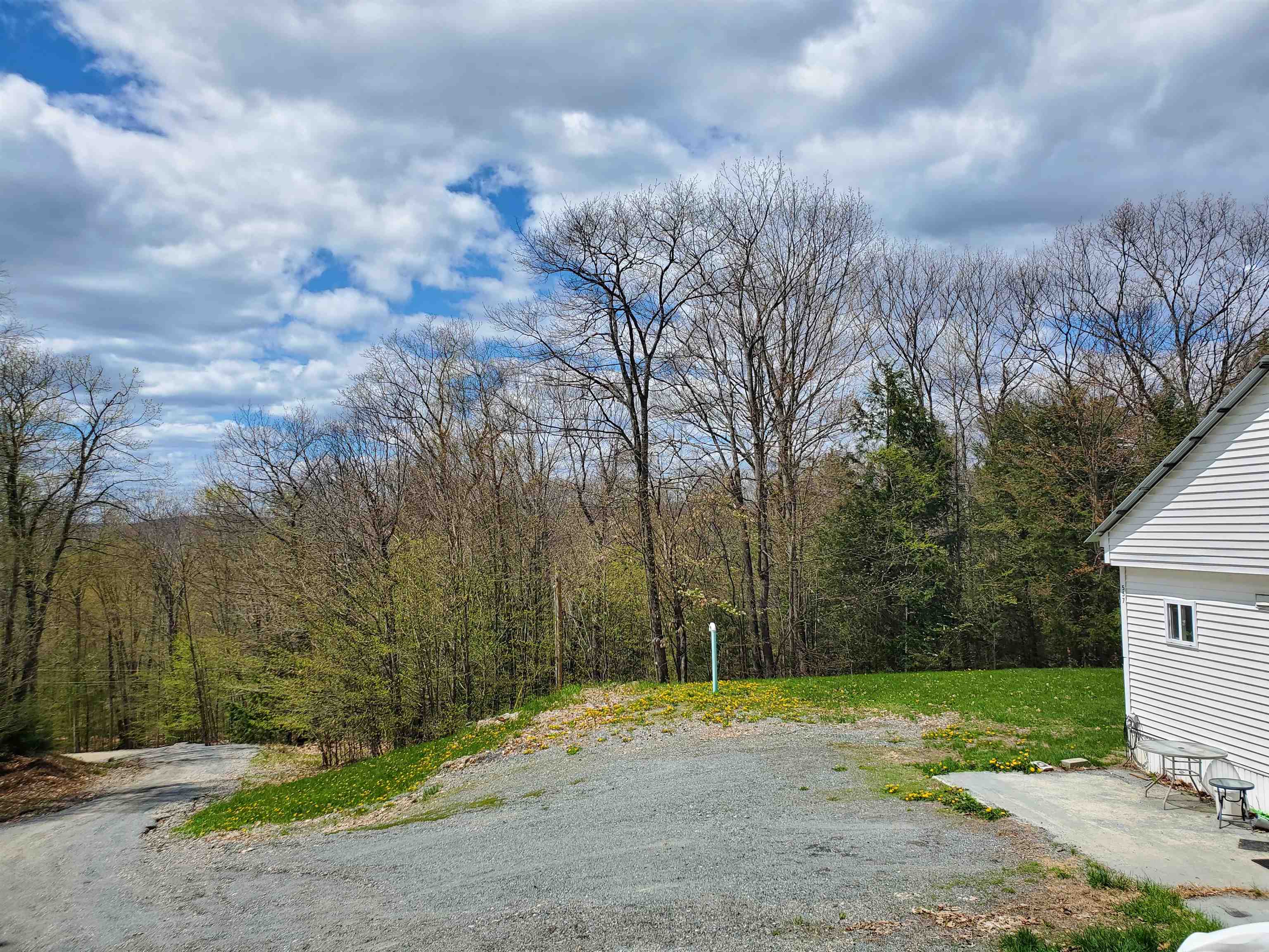557 Fernwood Farms Road Property Photo 4