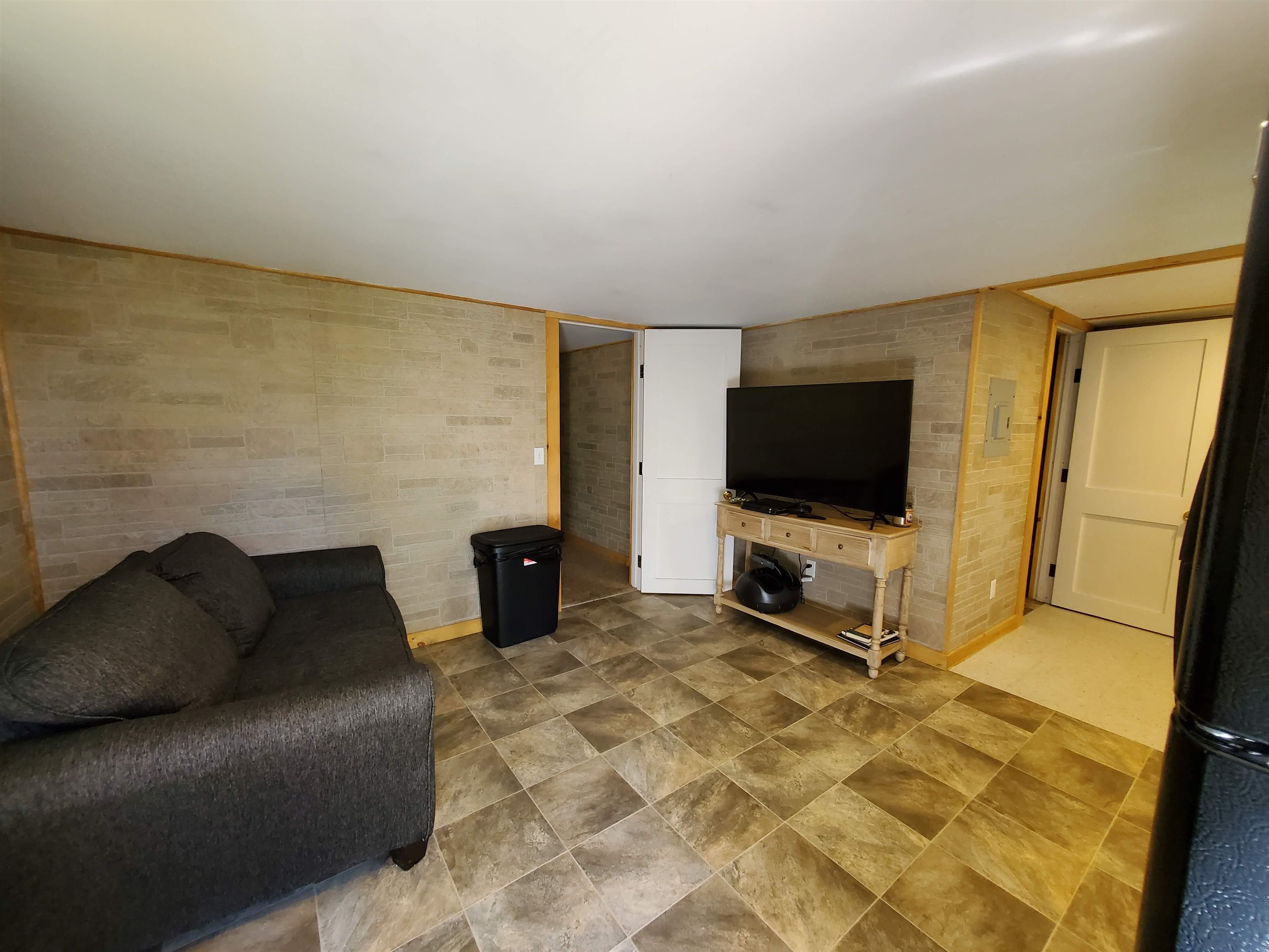 557 Fernwood Farms Road Property Photo 16