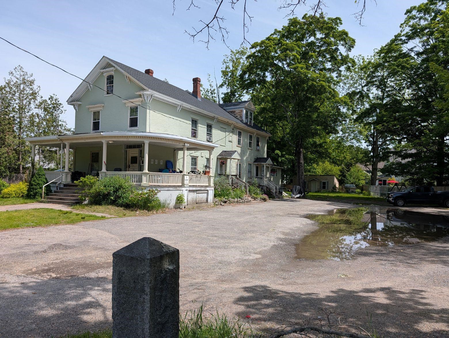 22 Pine Street Property Photo 1