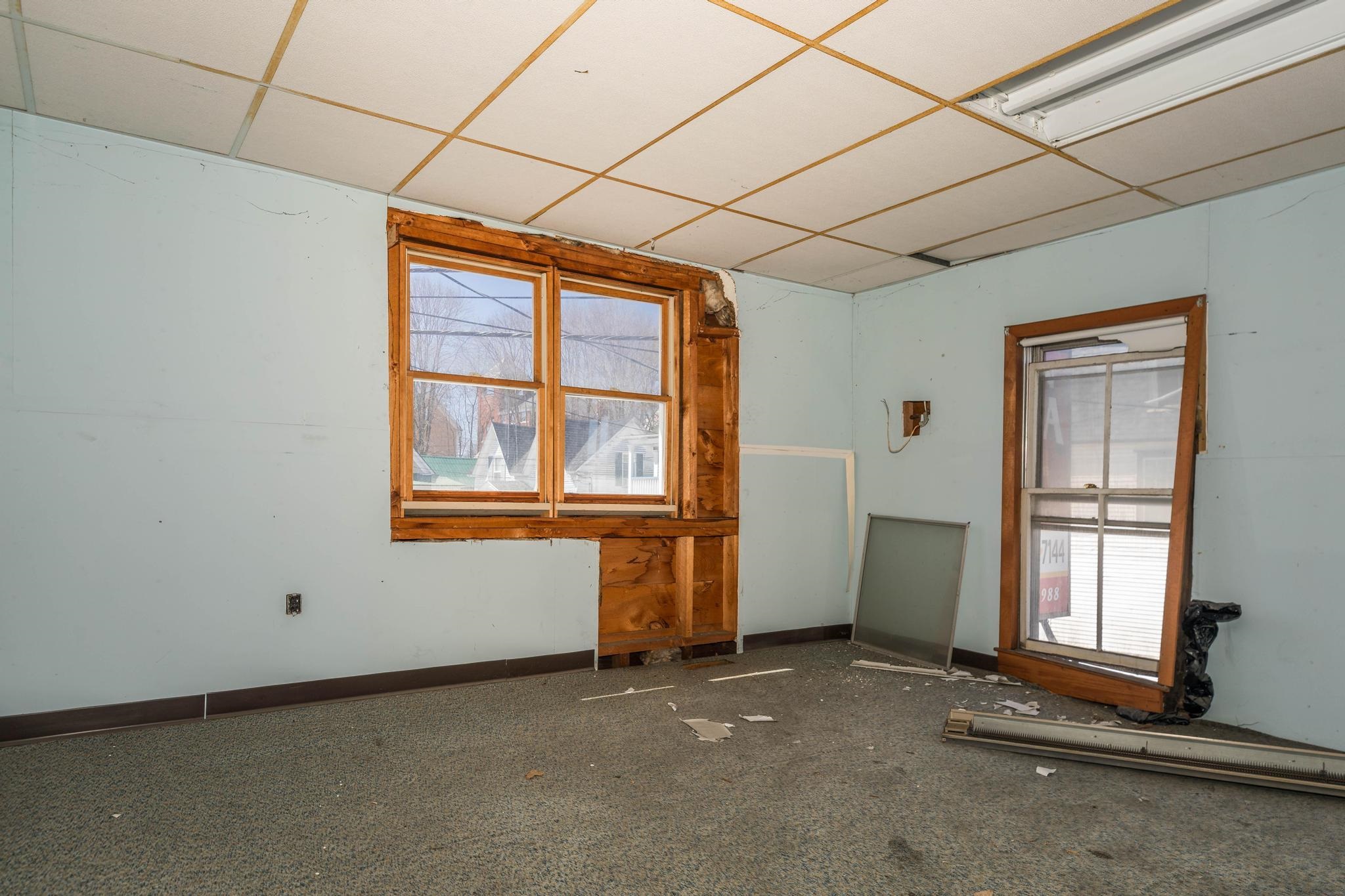 2 Depot & 27 Carroll Street Property Photo 53