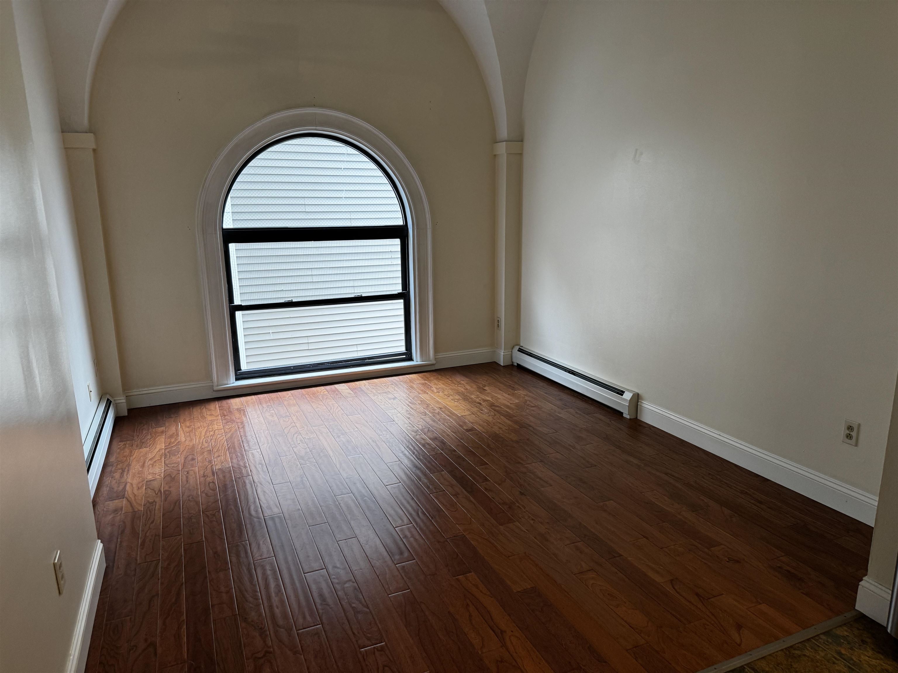 293 Central Street Property Photo 4