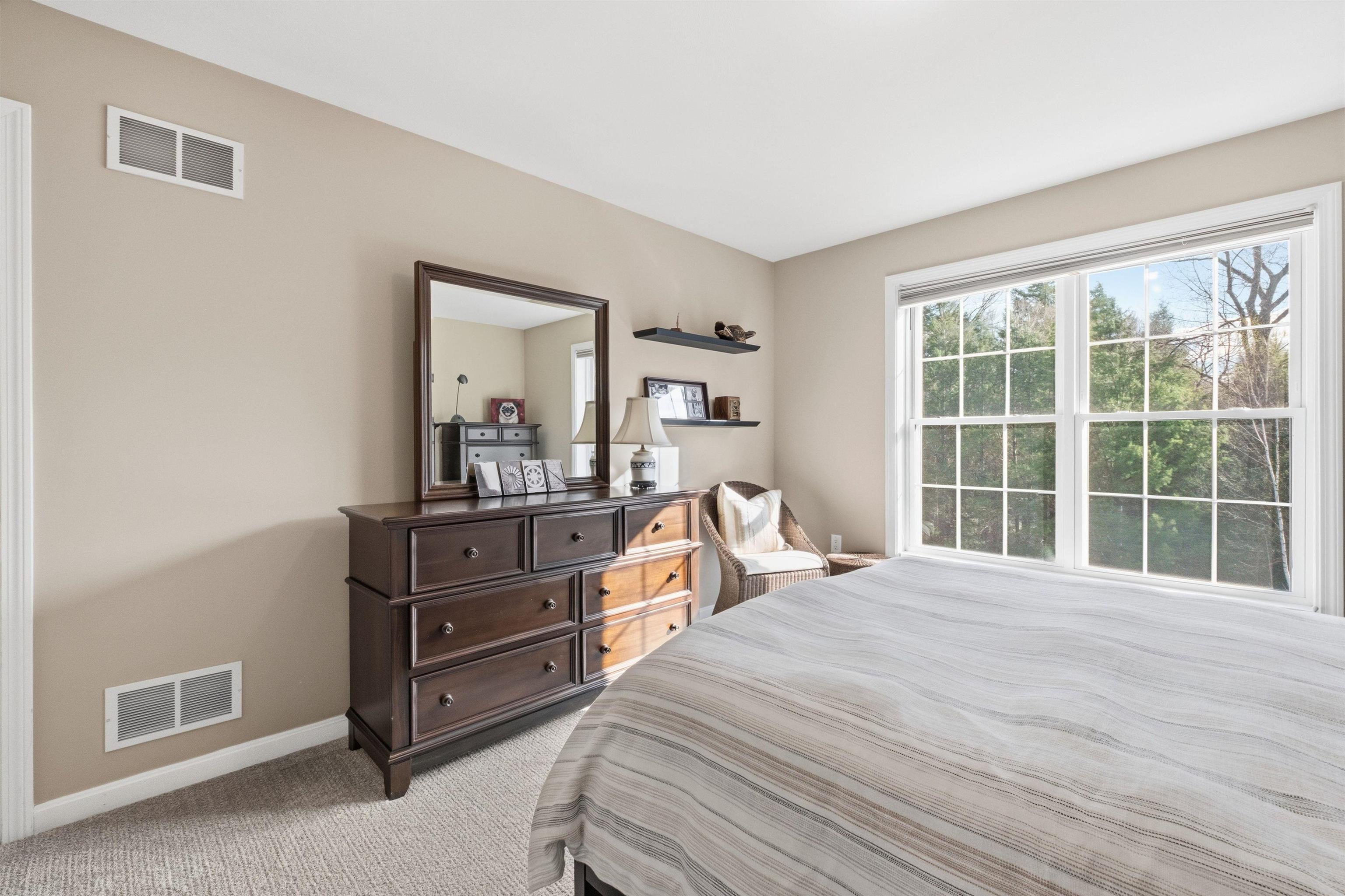 112 Woodland Loop Property Photo 24