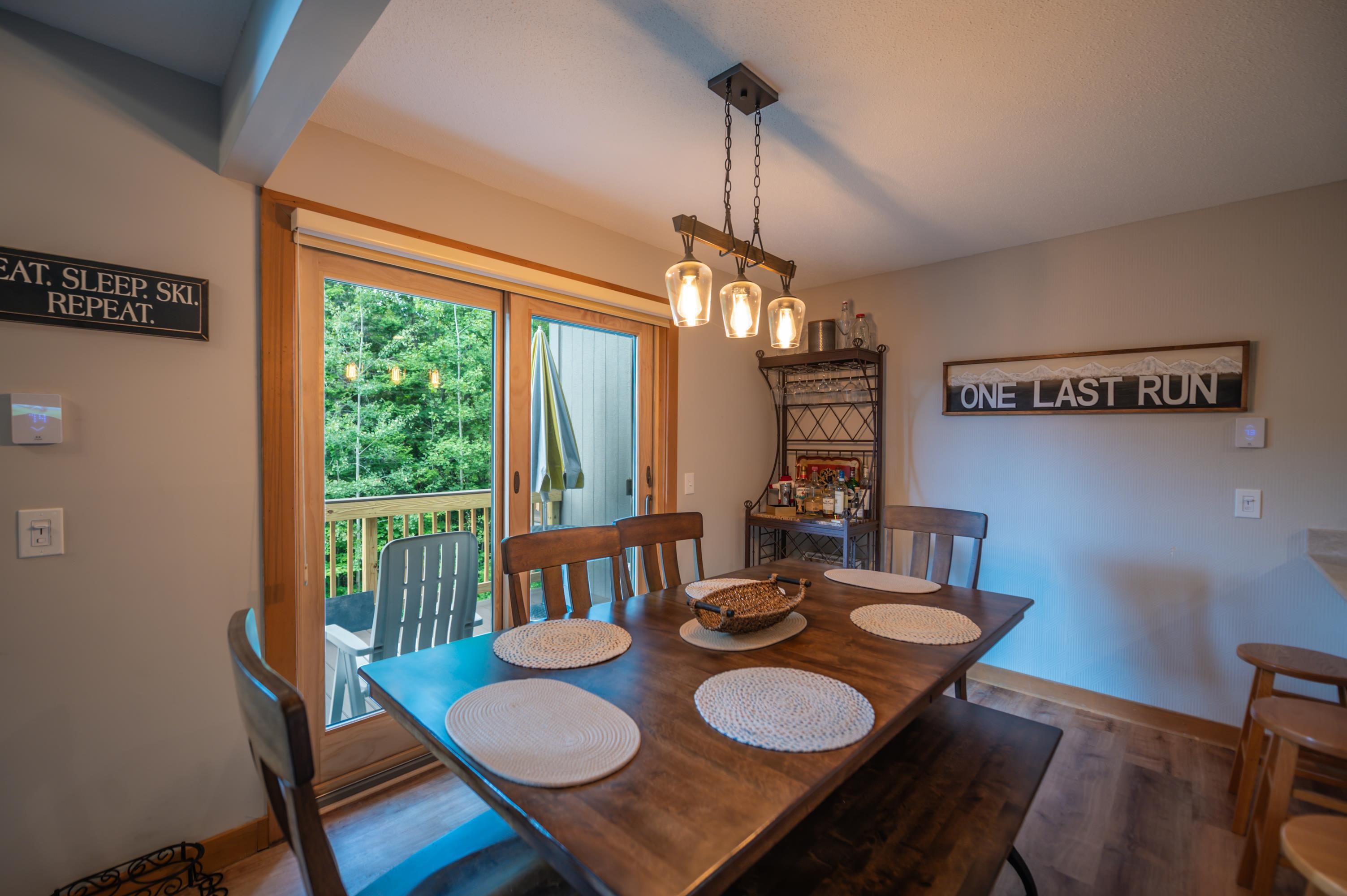 15b Snow Tree Lane Property Photo 4