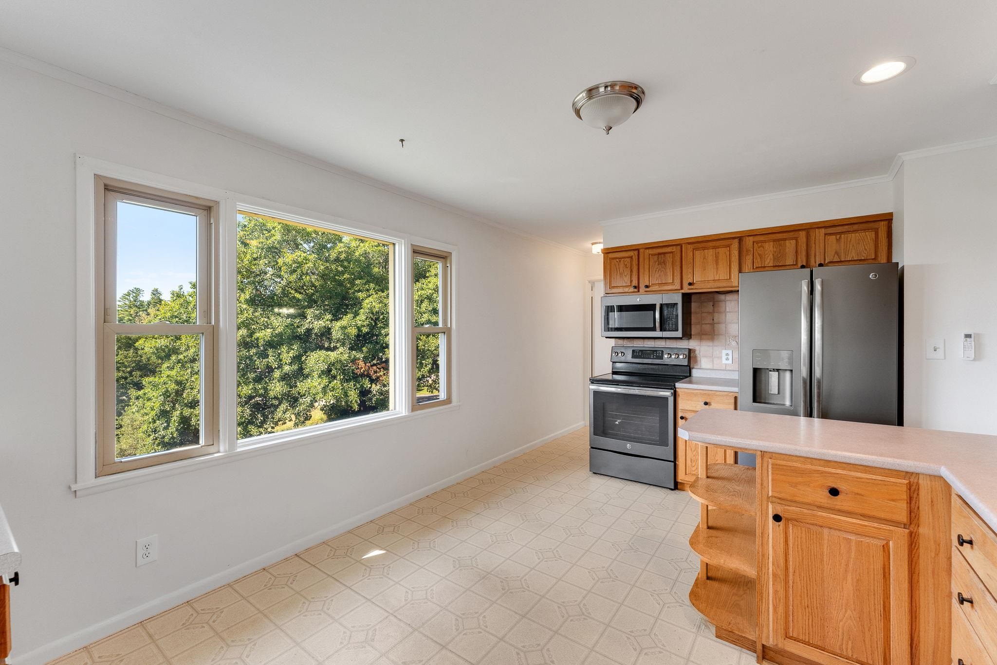 219 Towne Hill Road Property Photo 6