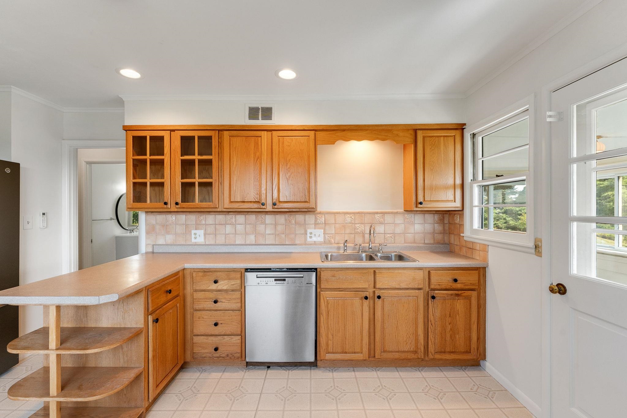 219 Towne Hill Road Property Photo 7