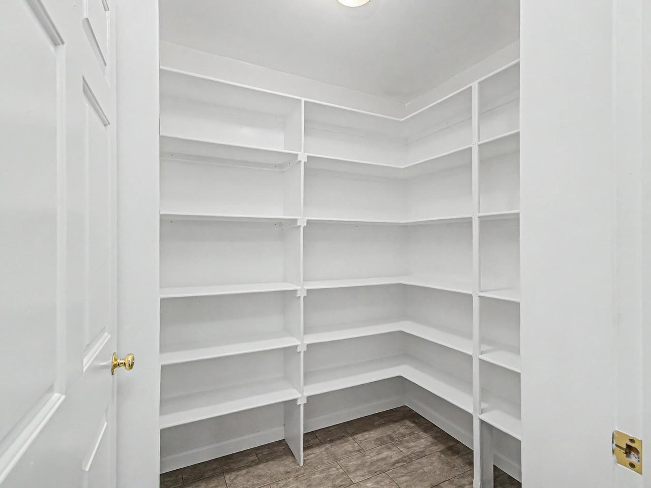 249 Hildred Drive Property Photo 12