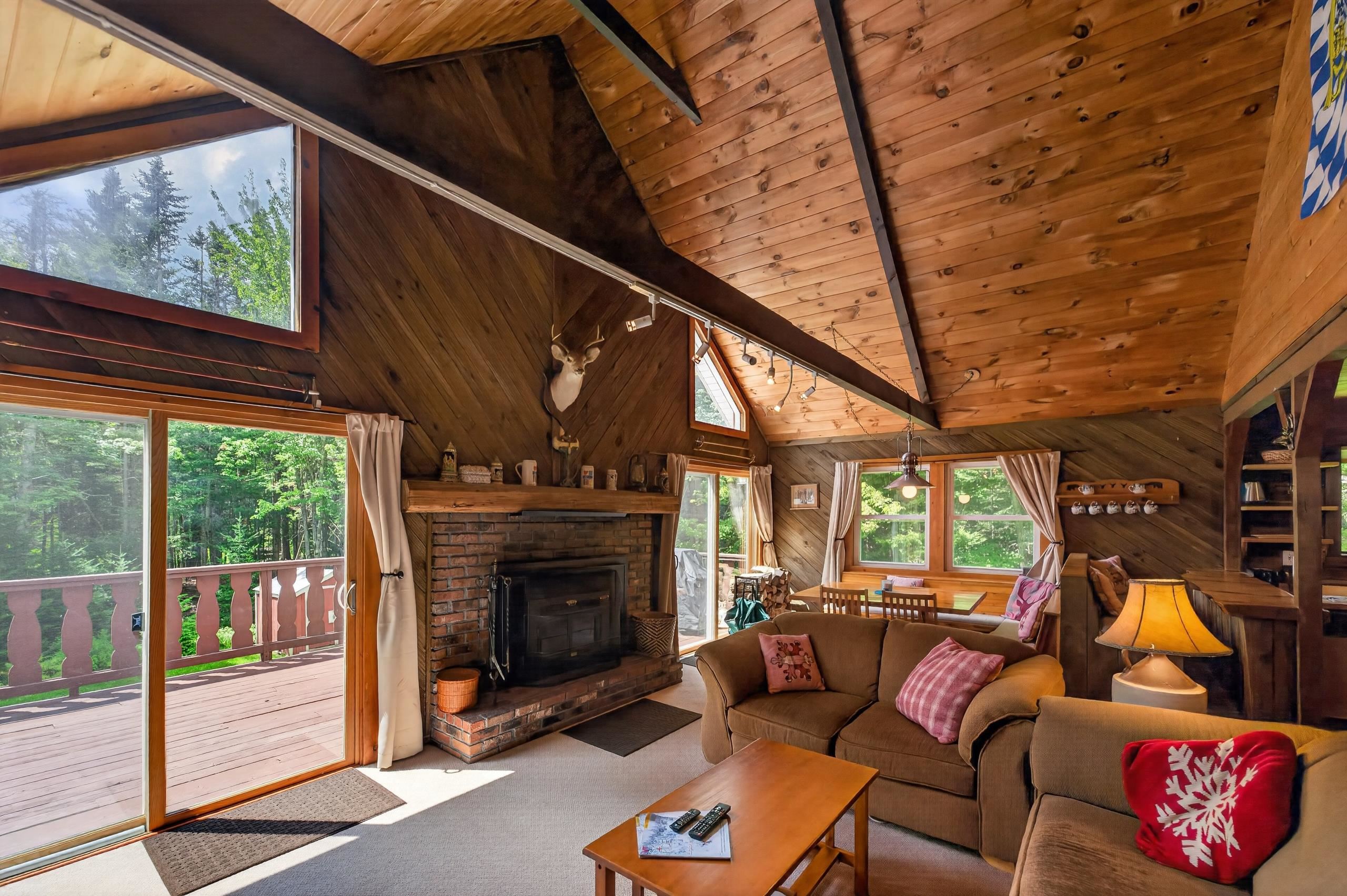48 Upper Highlands Loop Property Photo 1