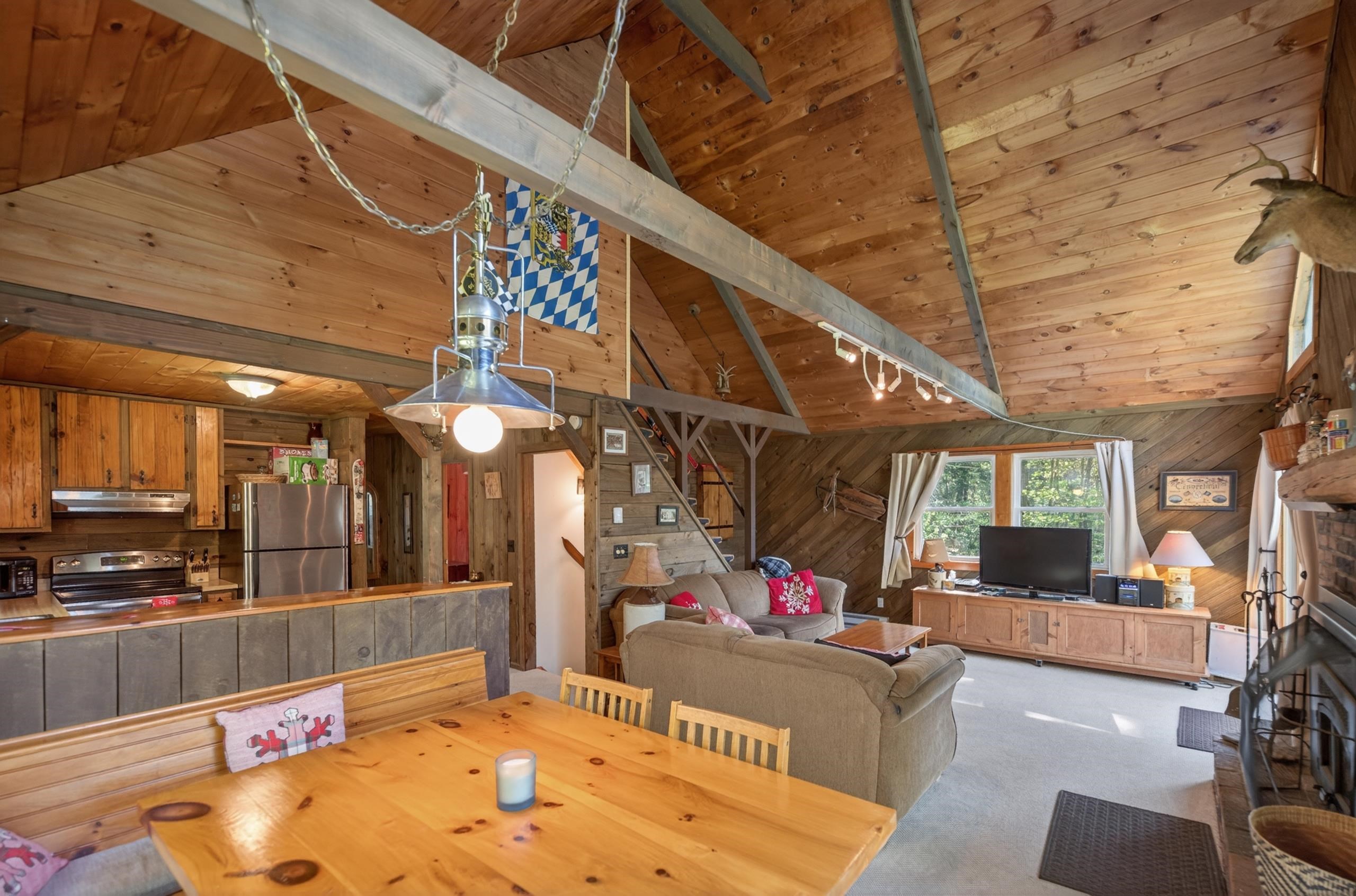 48 Upper Highlands Loop Property Photo 5