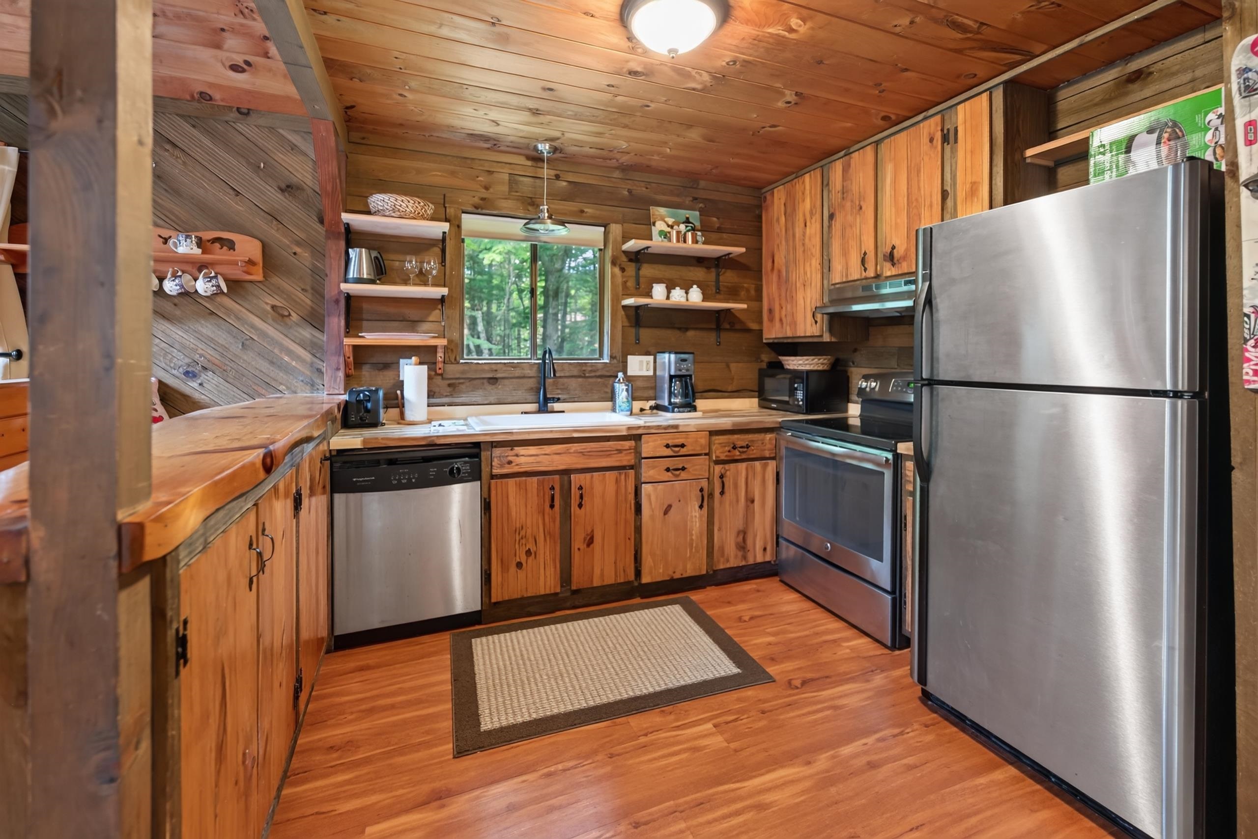 48 Upper Highlands Loop Property Photo 5