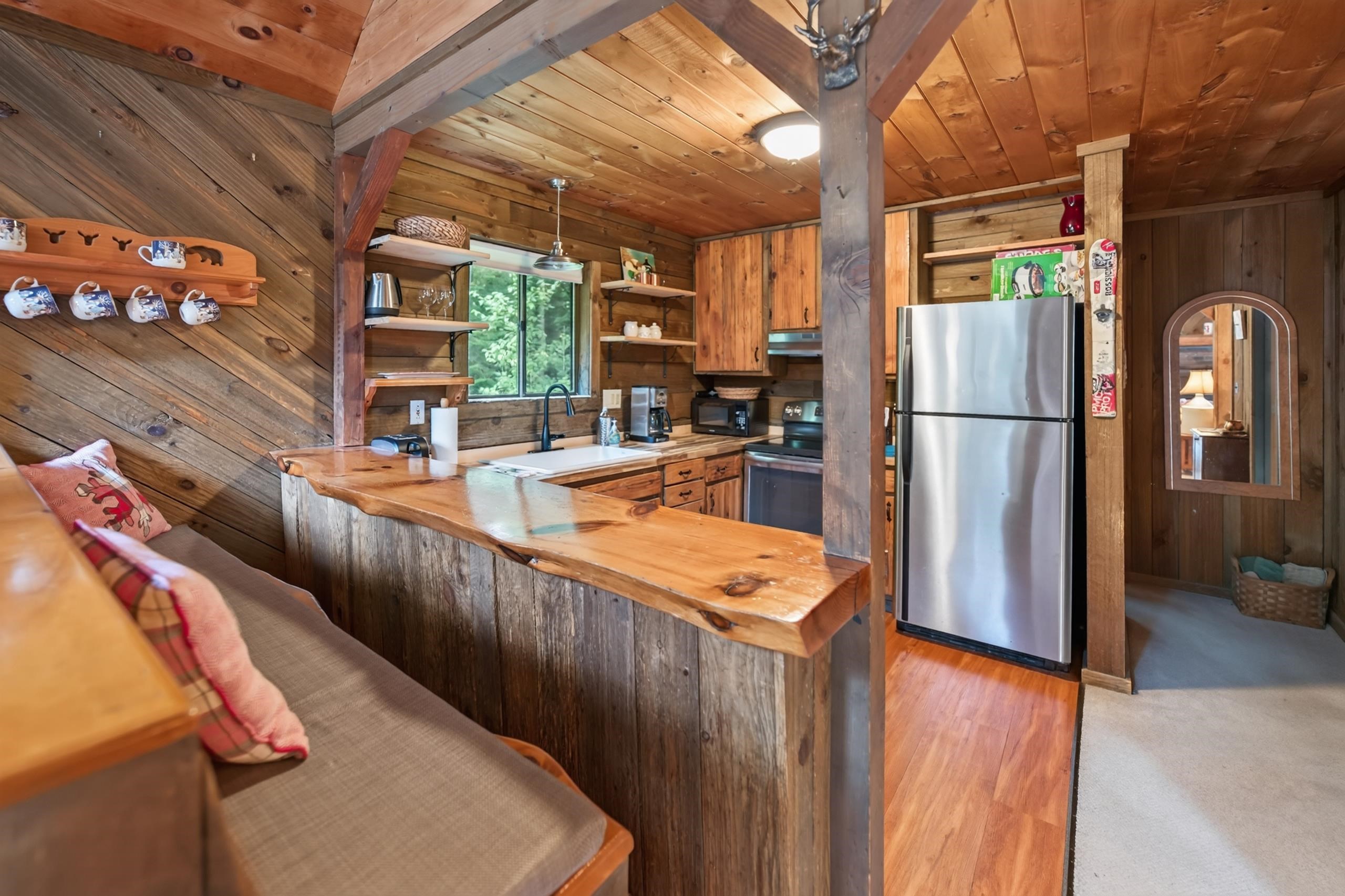 48 Upper Highlands Loop Property Photo 6