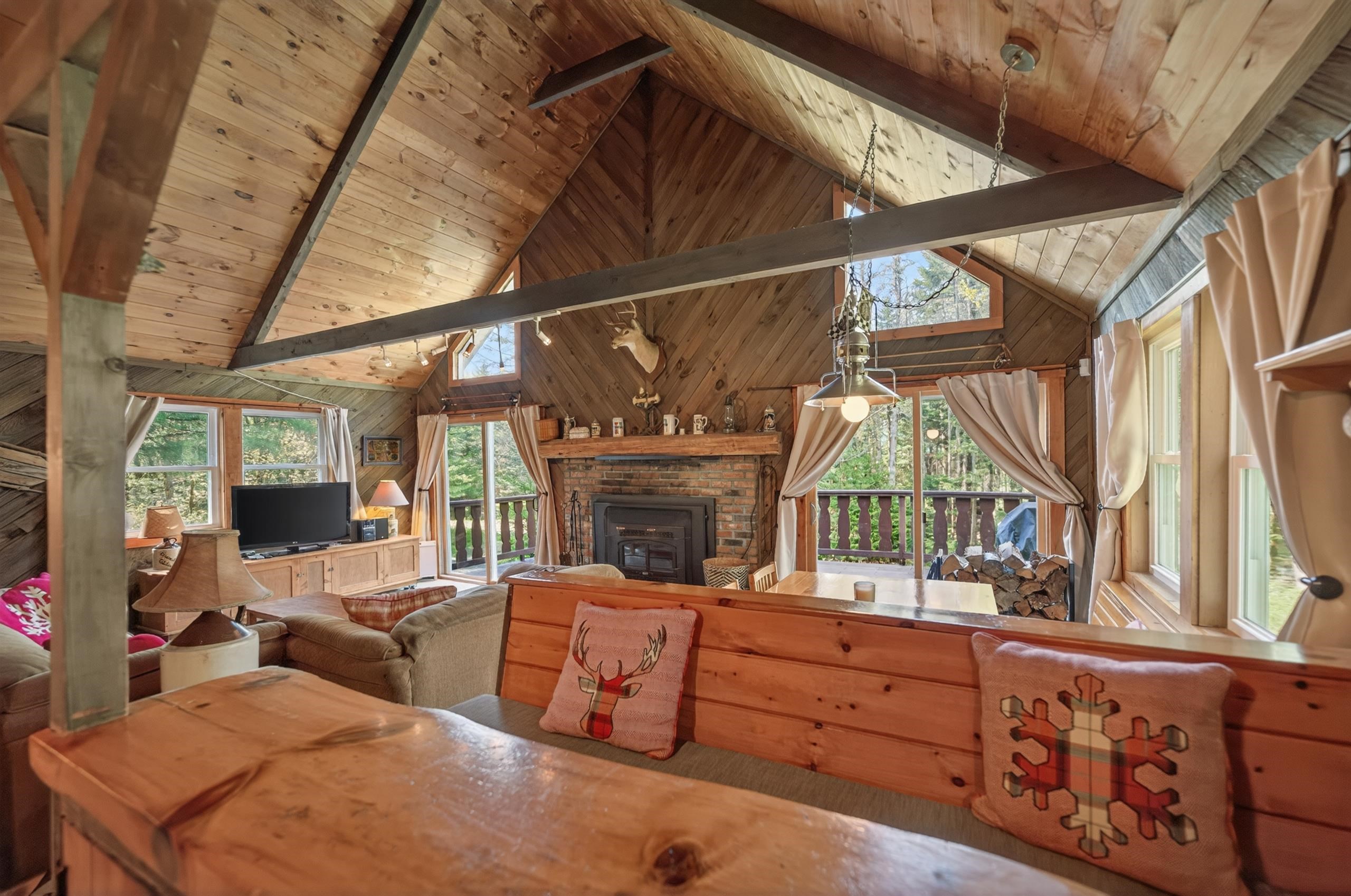 48 Upper Highlands Loop Property Photo 7