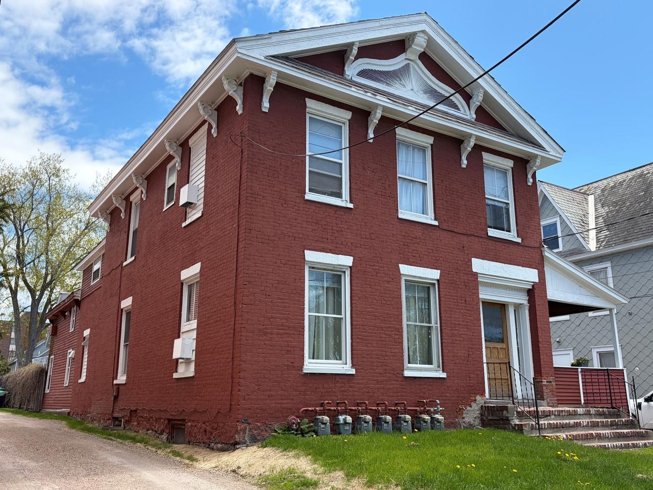 18 Park Street Property Photo 2