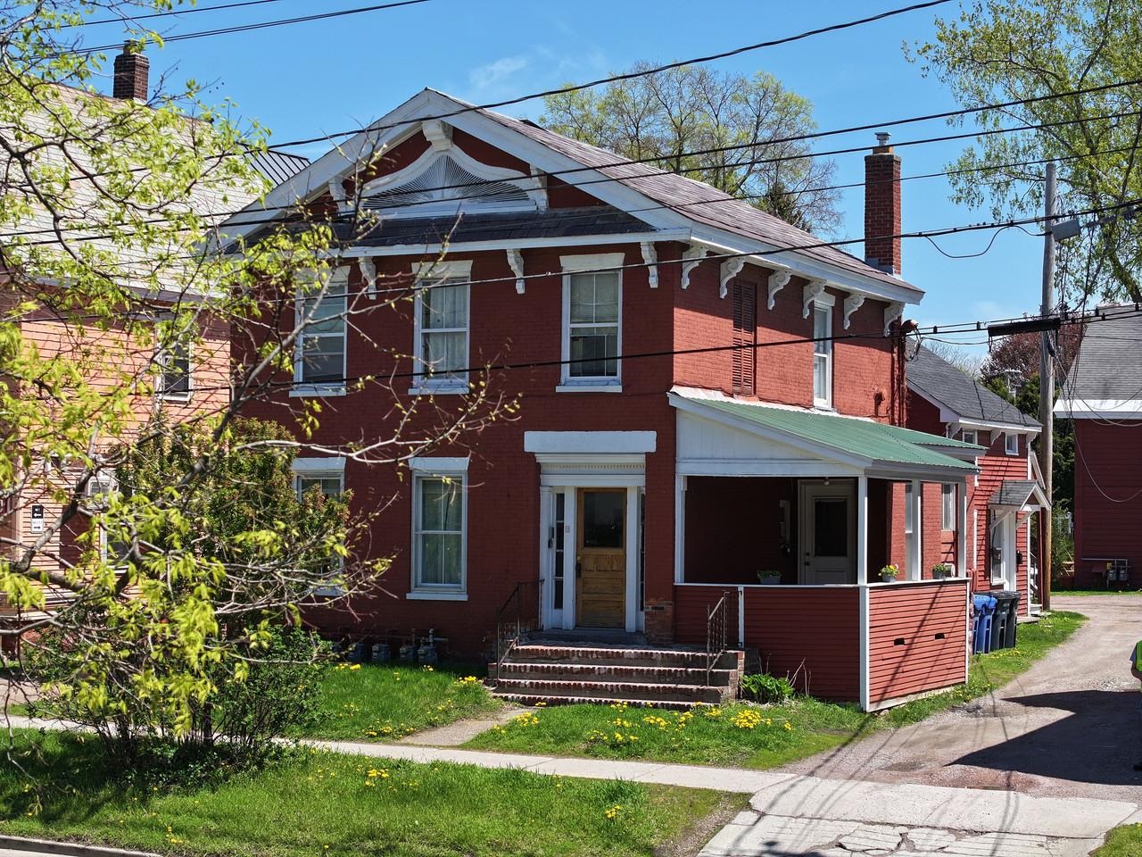 18 Park Street Property Photo 4