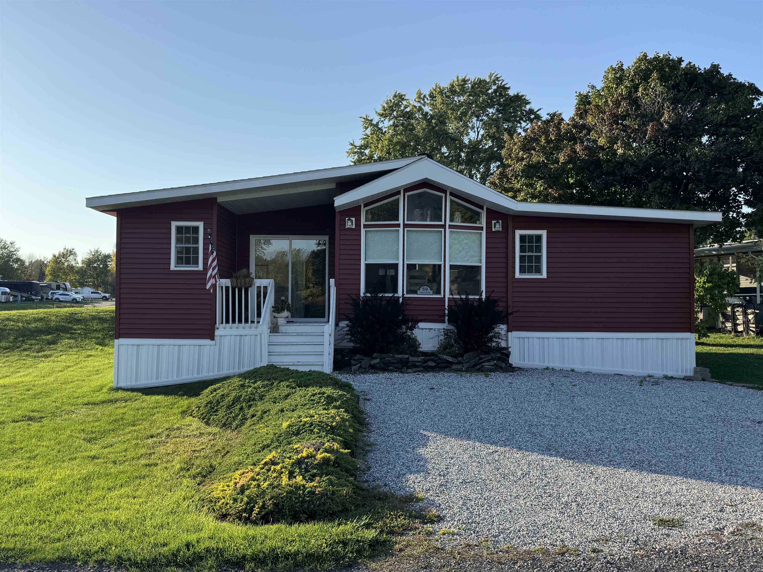 59 Island Circle Property Photo 1