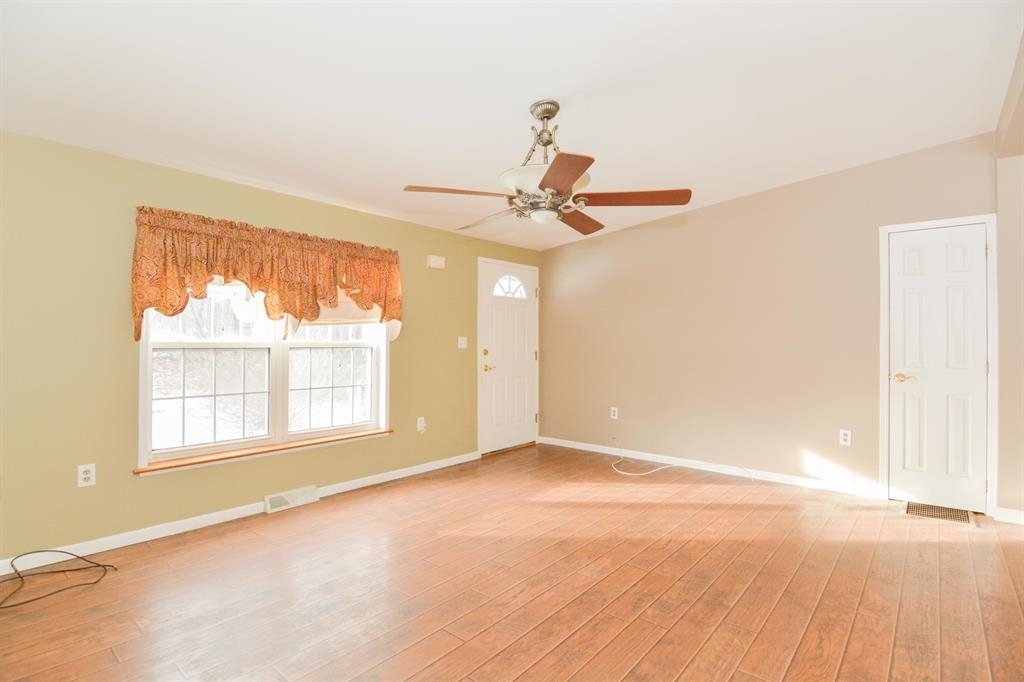 47 Campbell Drive Property Photo 3