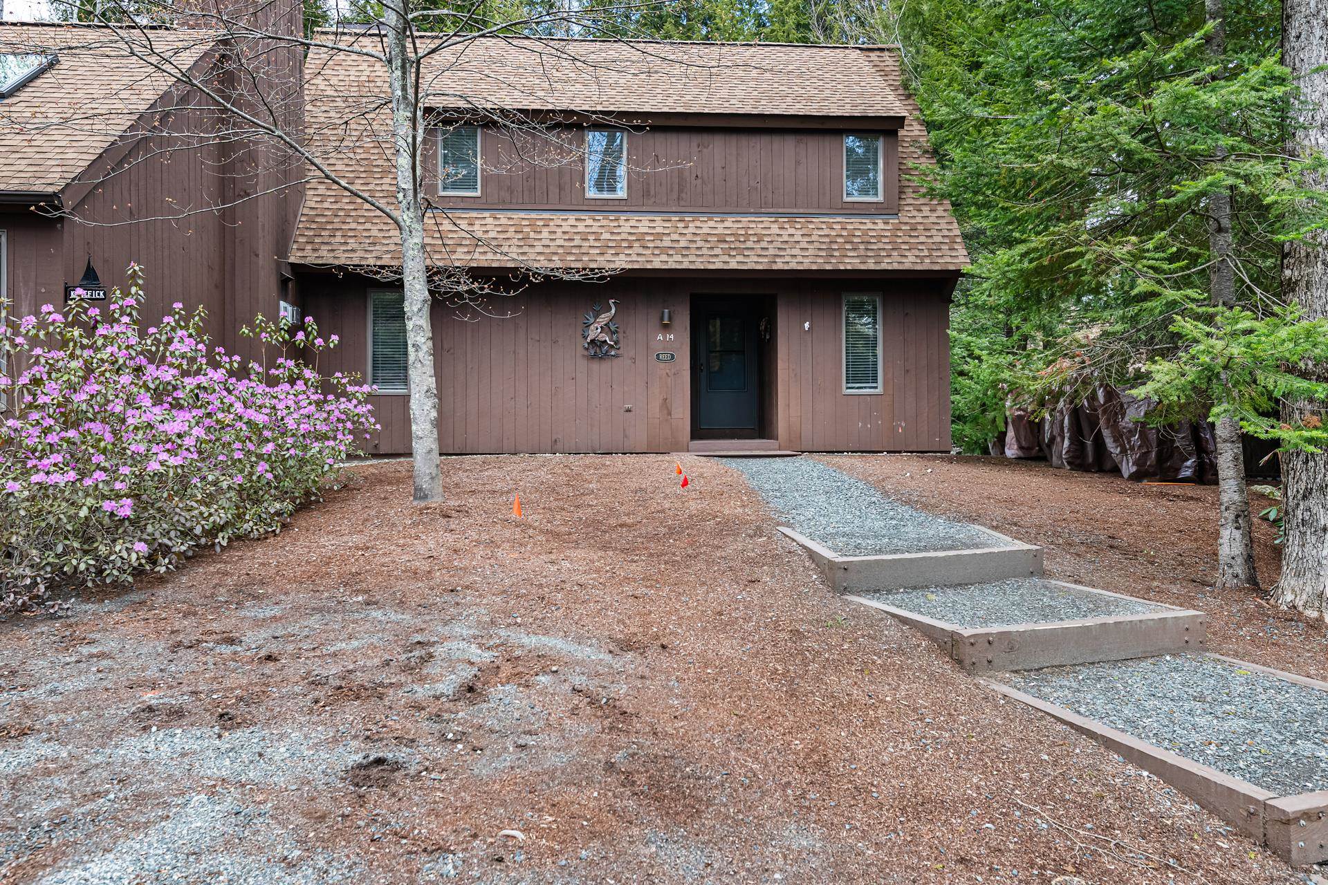 14 Bay Tree Lane Property Photo 1