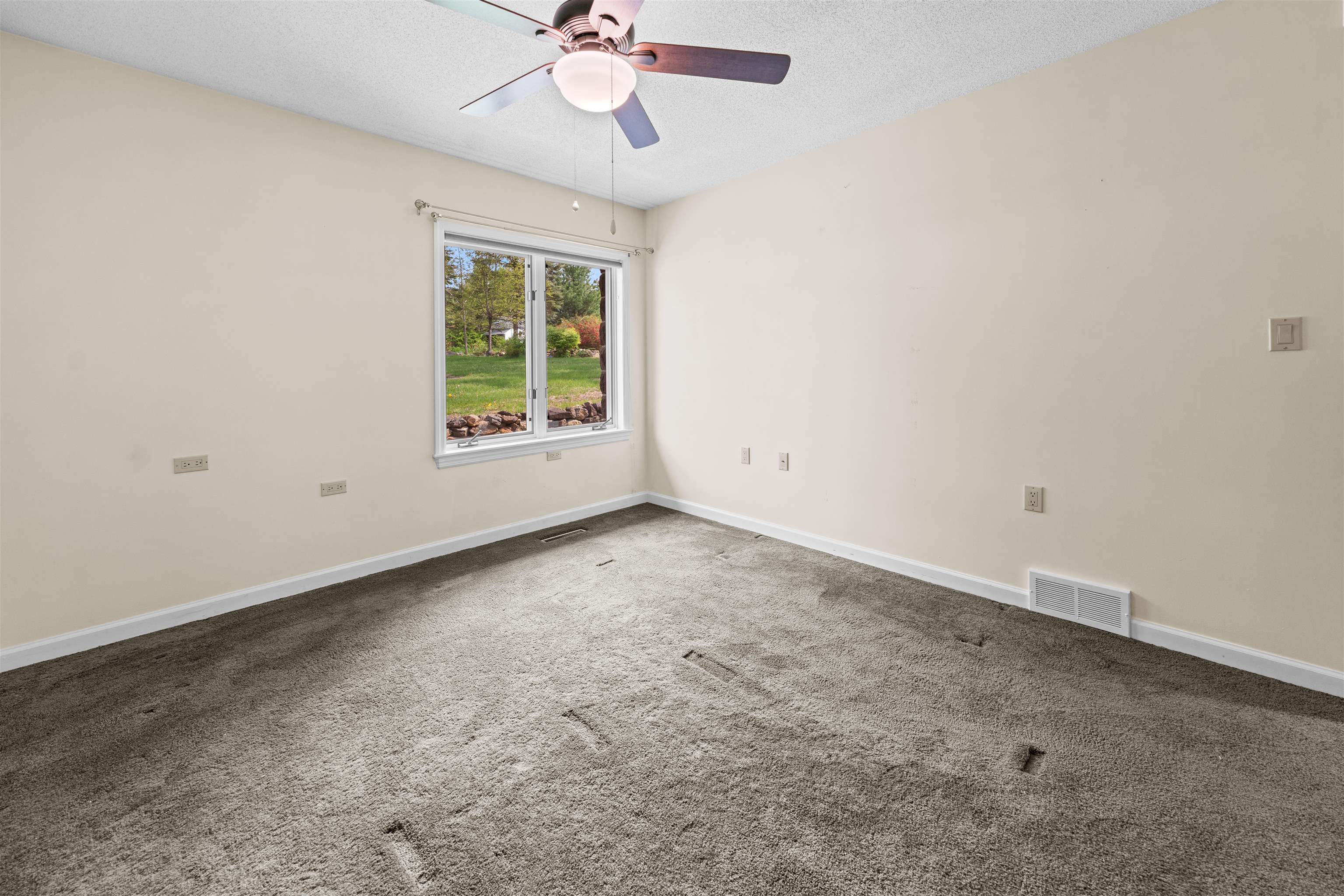 61 Chapin Terrace Property Photo 59