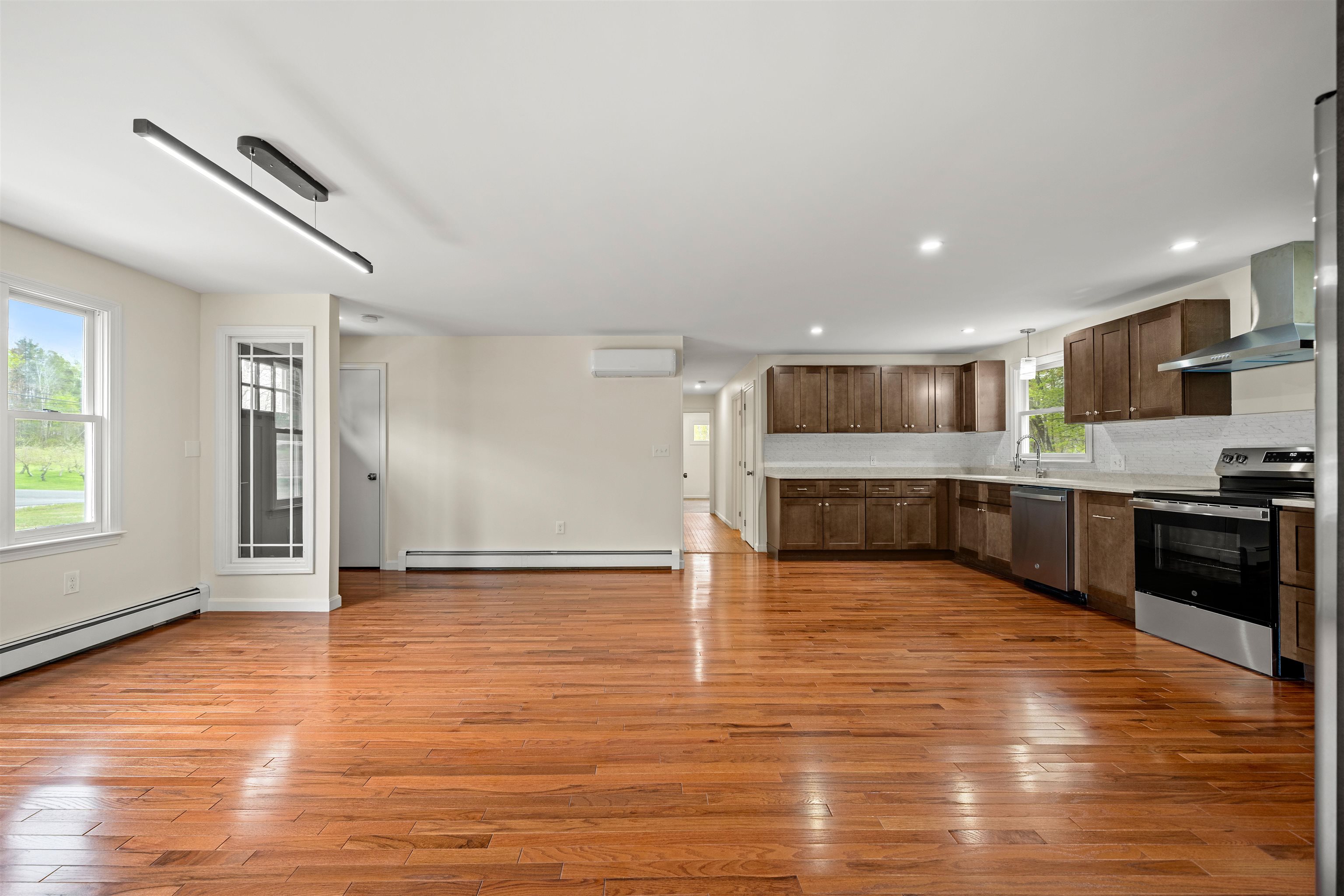 6 Colonial Drive Property Photo 9