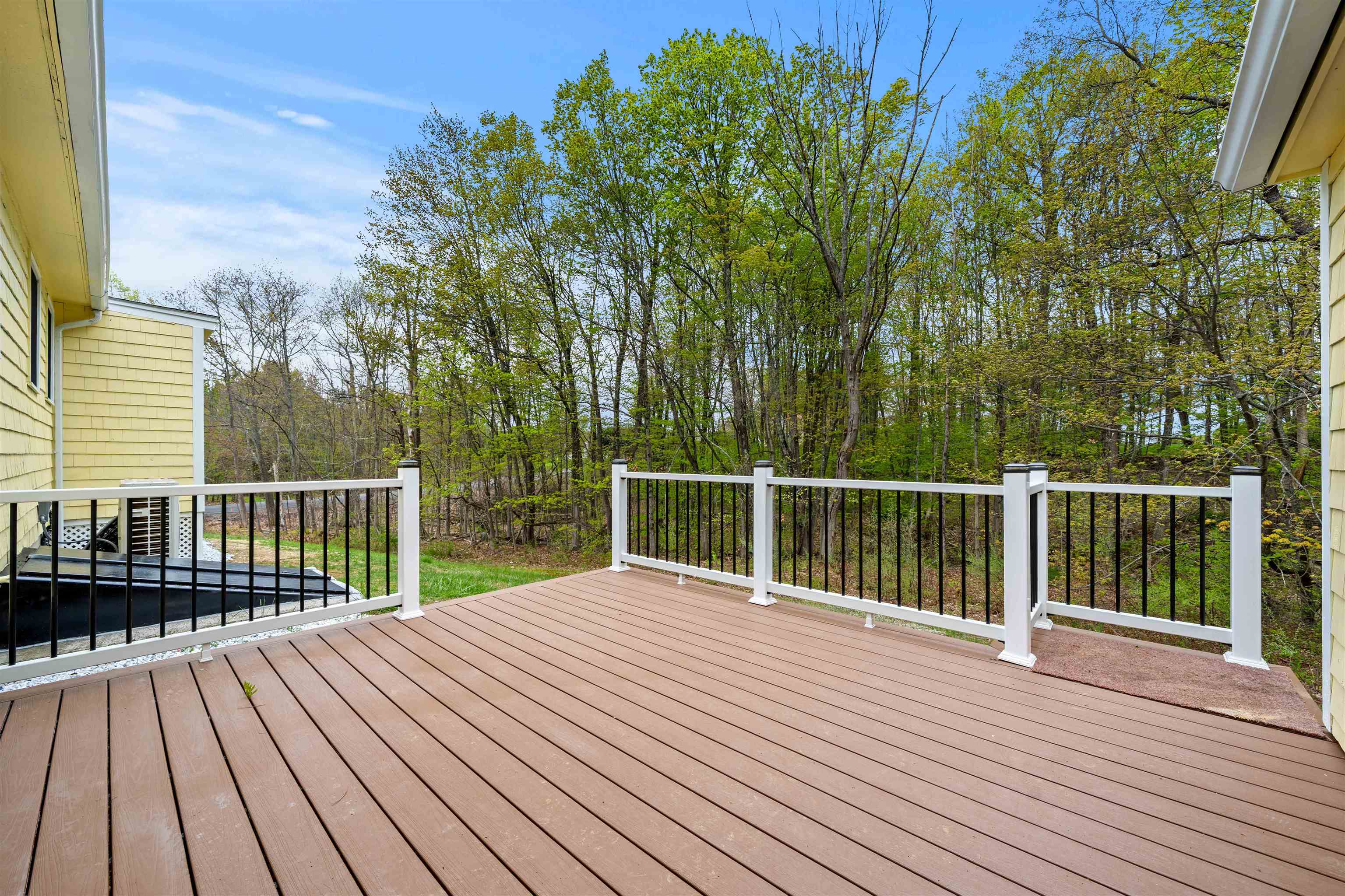 6 Colonial Drive Property Photo 34