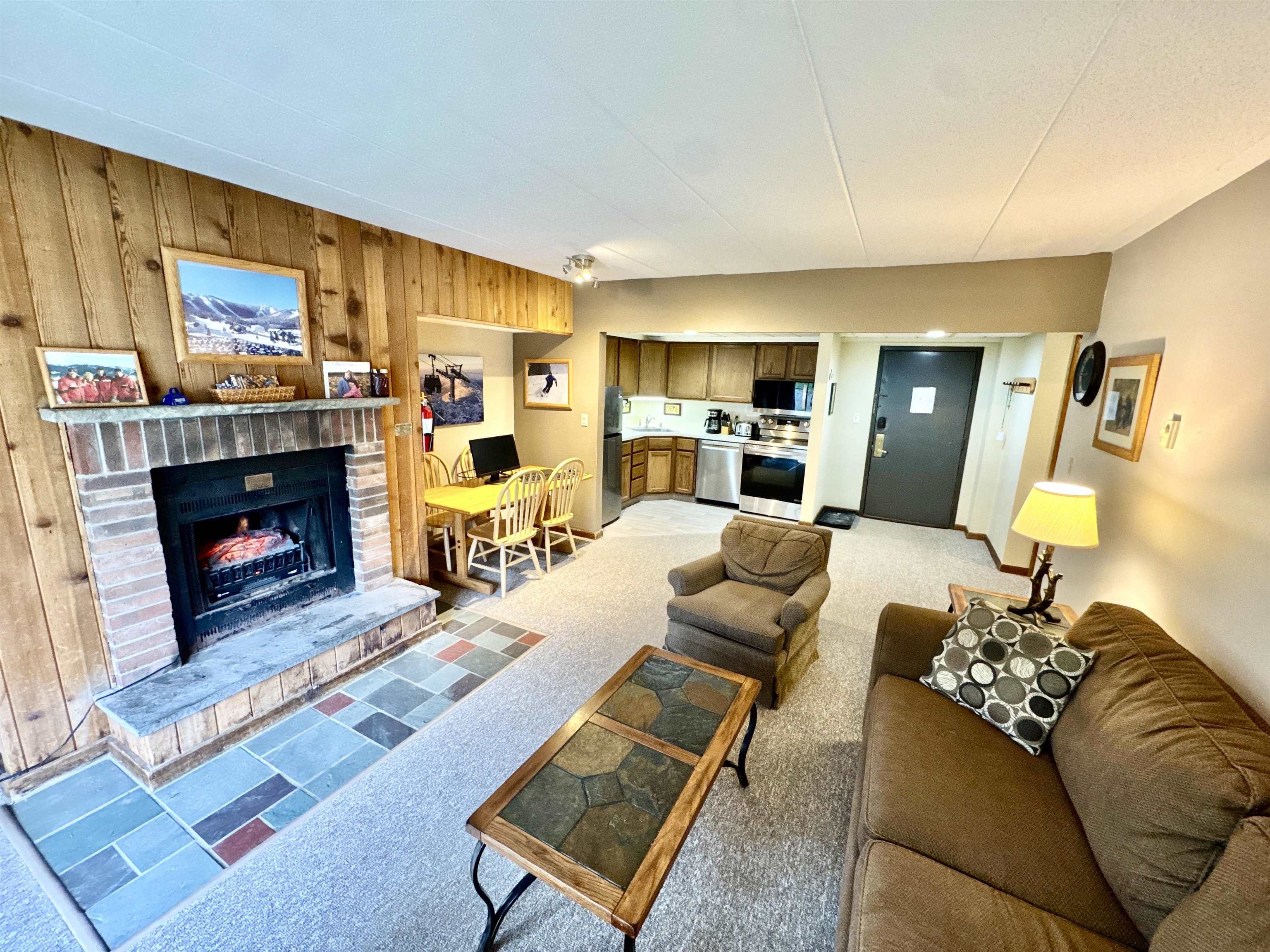 135 East Mountain Road Property Photo 1