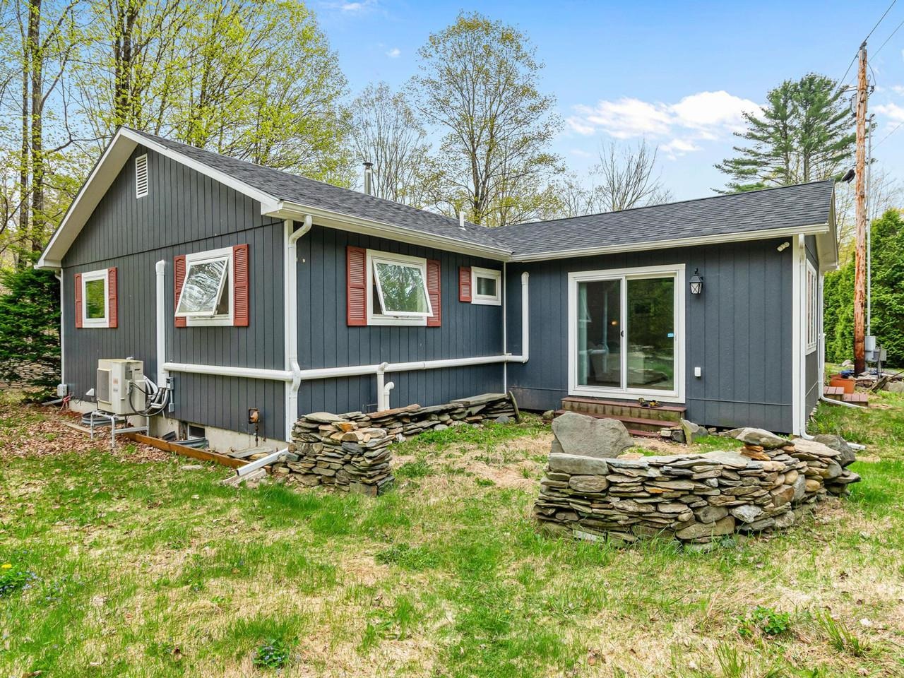 1593 North Road Property Photo 33