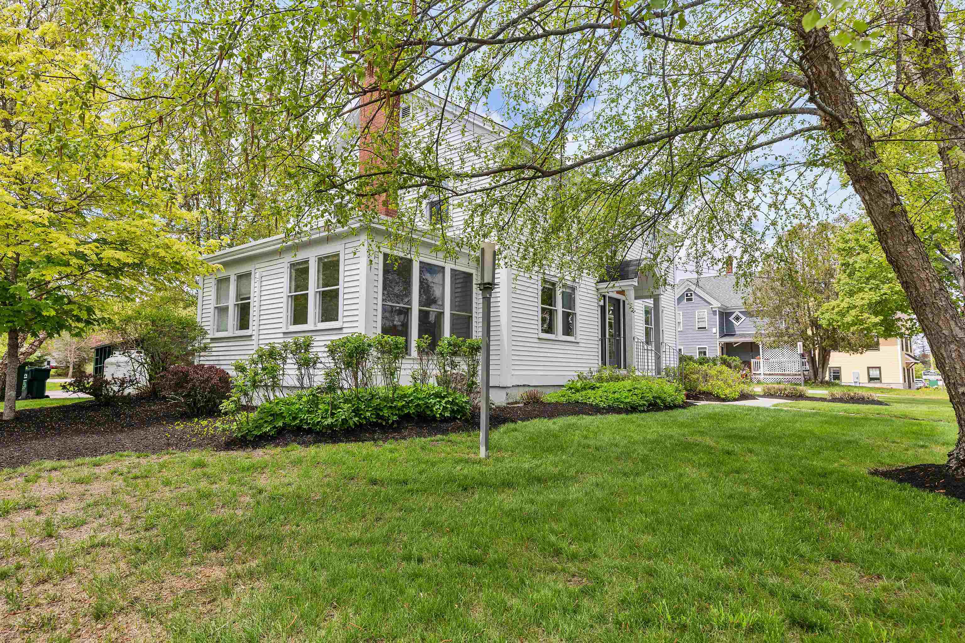 479 Nashua Street Property Photo 3