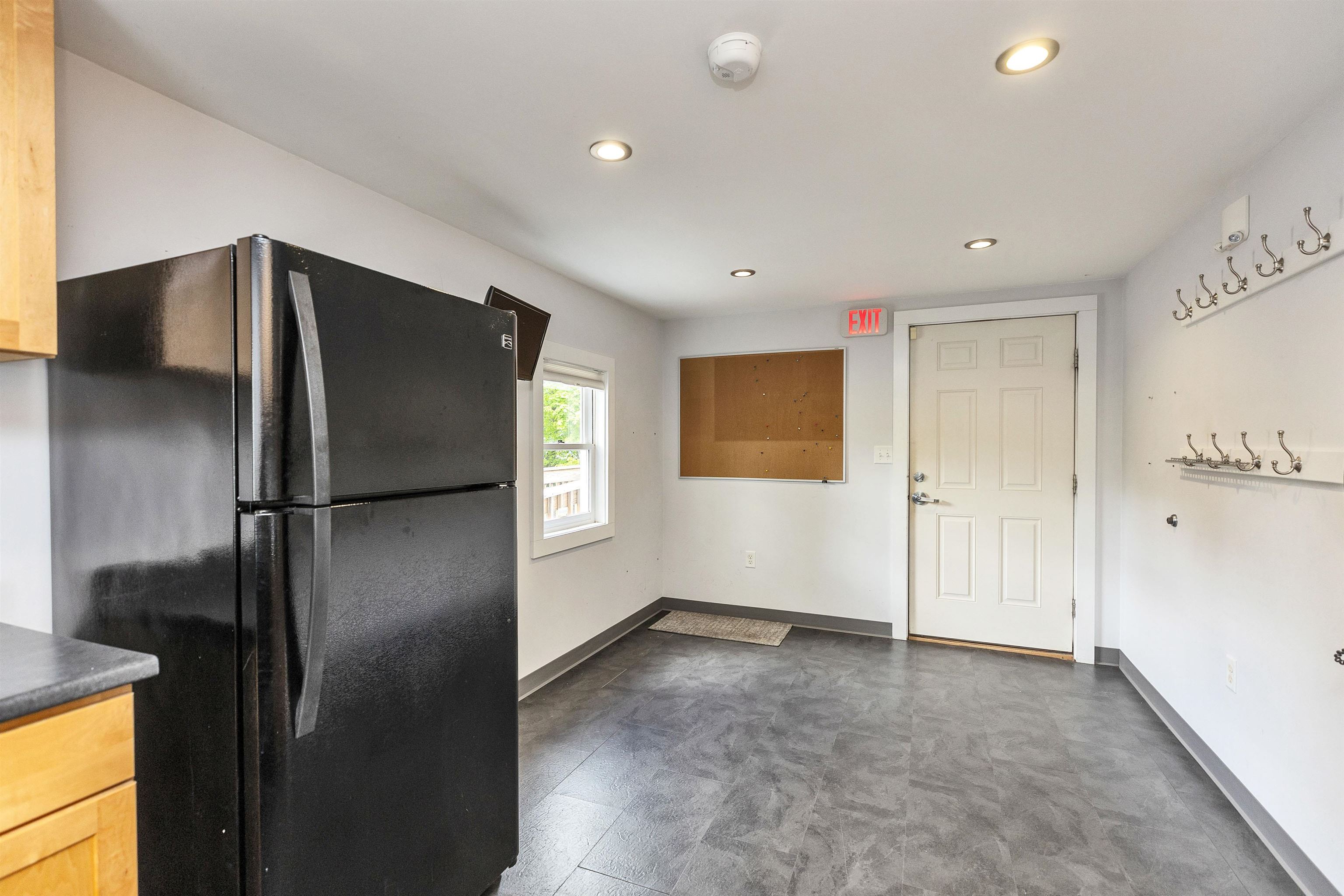 479 Nashua Street Property Photo 14