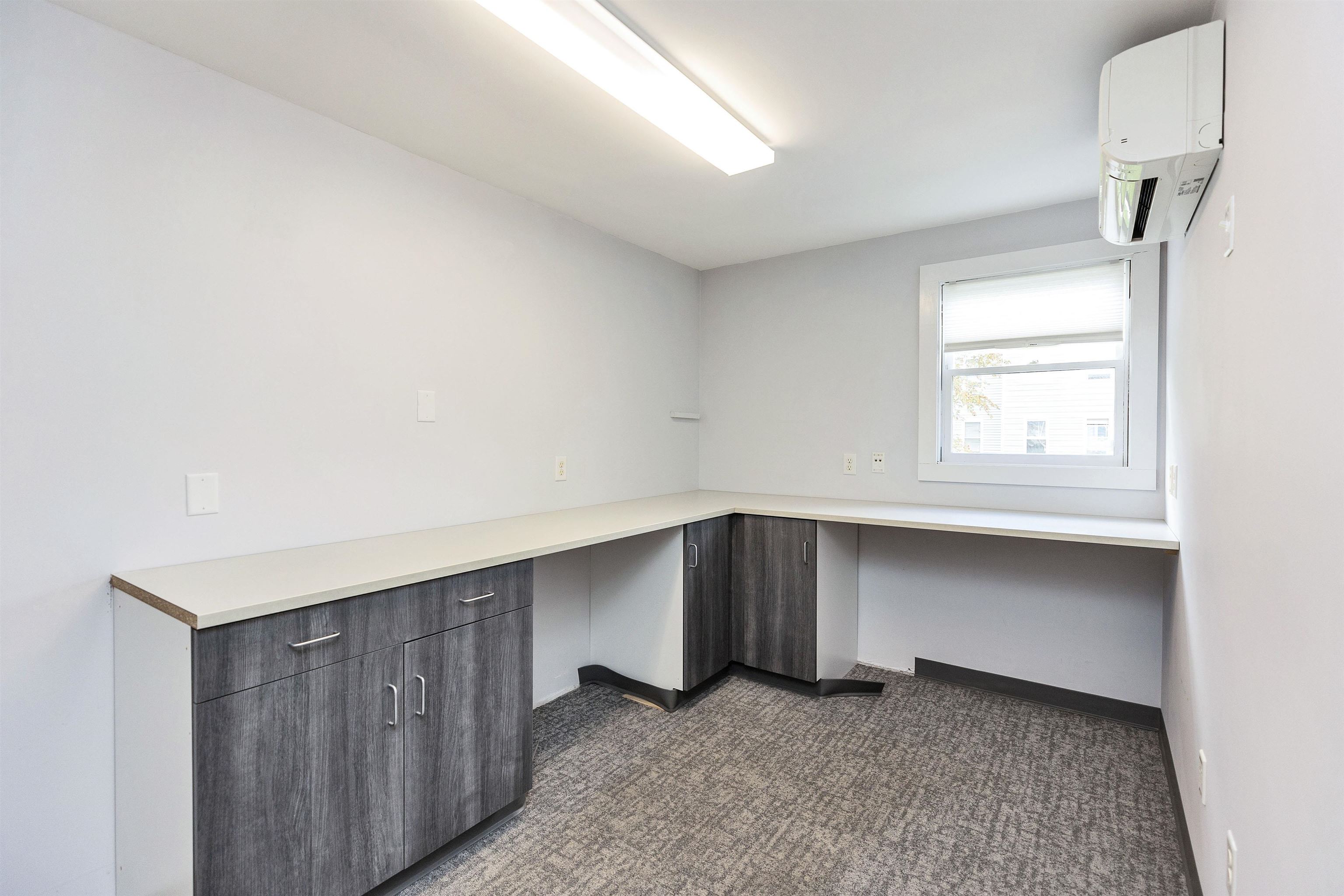 479 Nashua Street Property Photo 27
