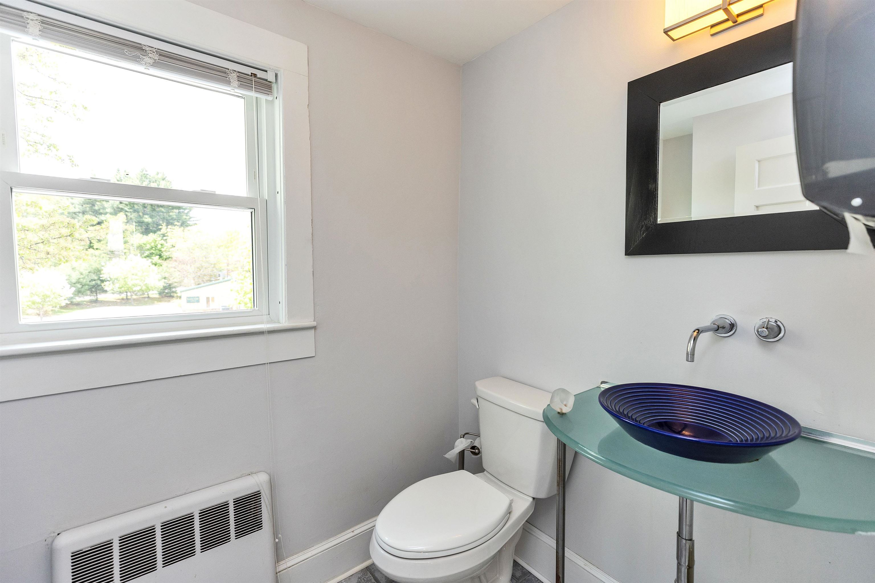 479 Nashua Street Property Photo 36