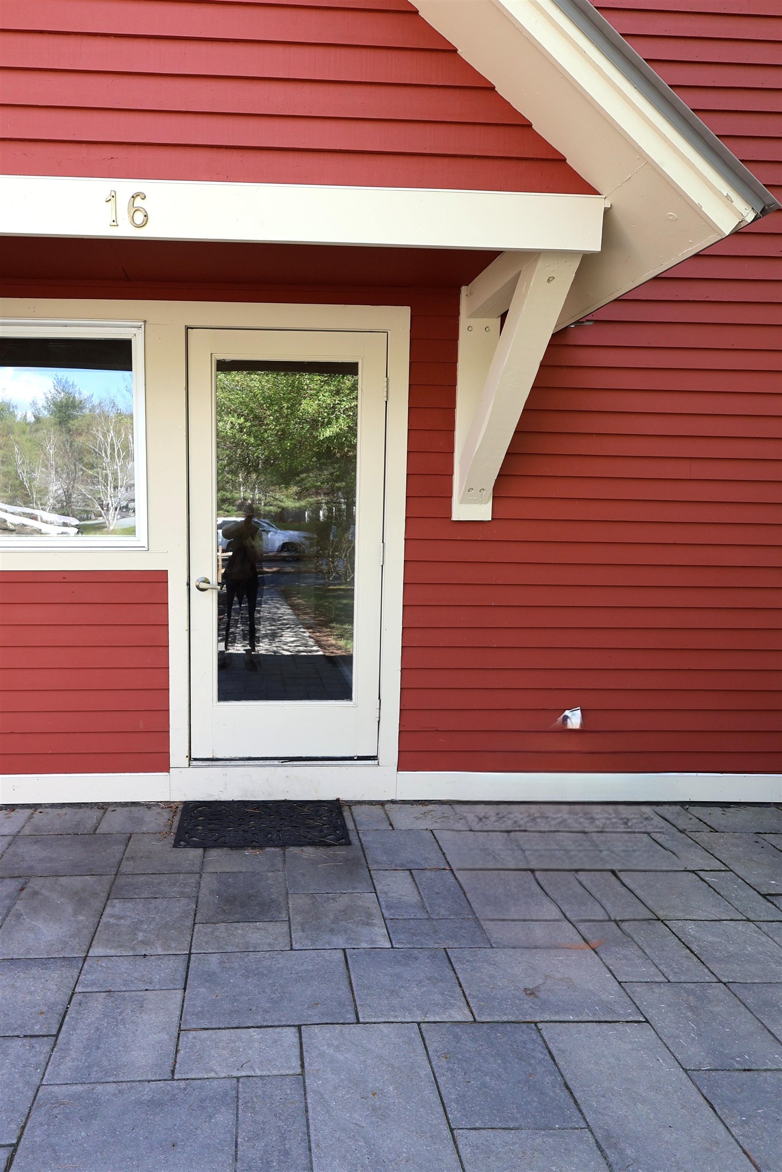 16 Hemlock Ridge Drive Property Photo 5