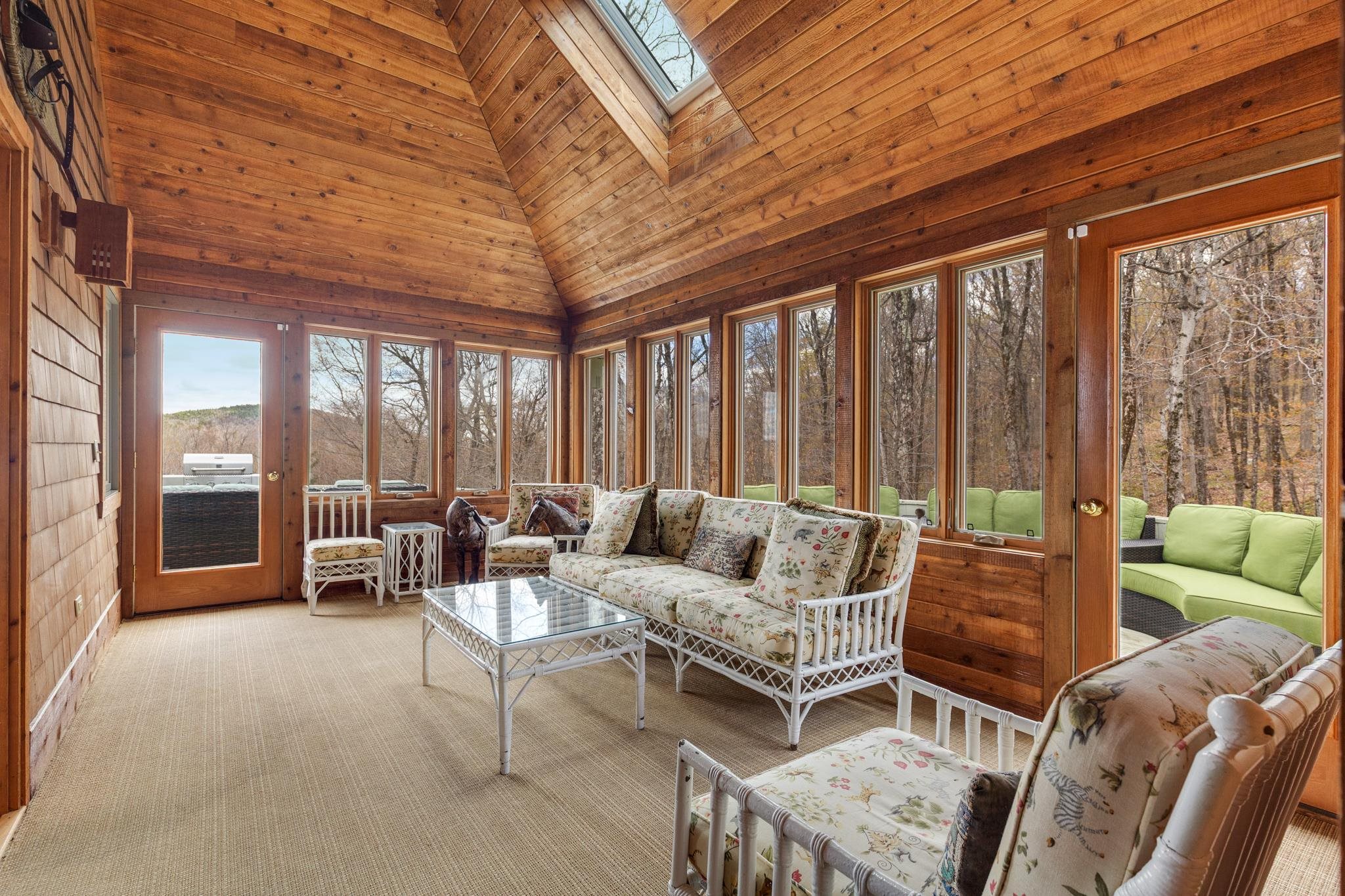 109 Mountainside Drive Property Photo 13