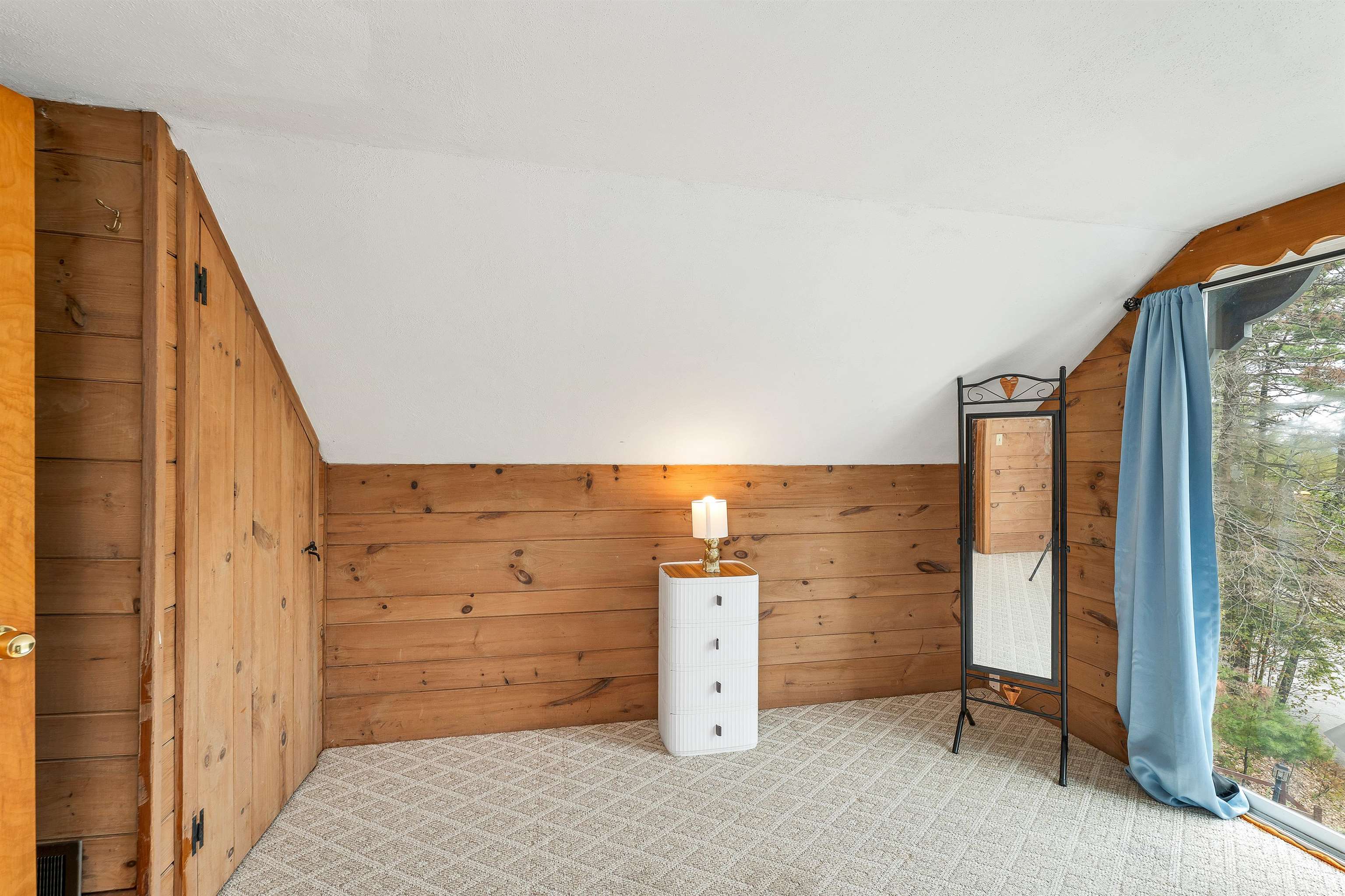 5 Chalet Drive Property Photo 22