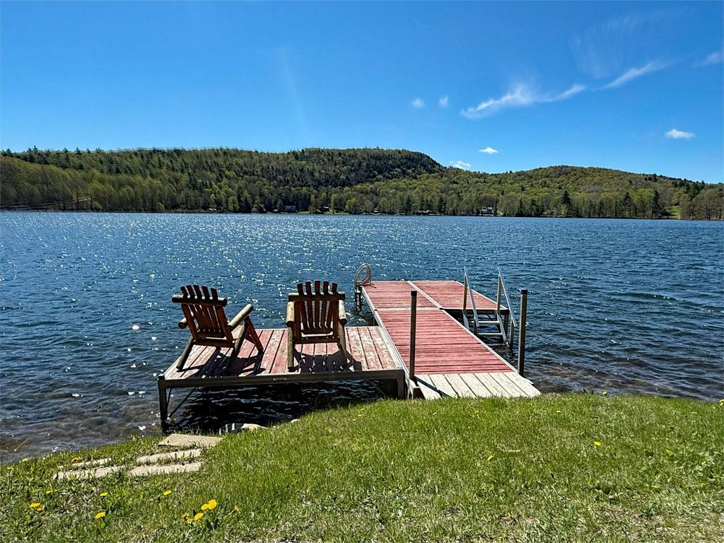 845 Burr Pond Road Property Photo 8