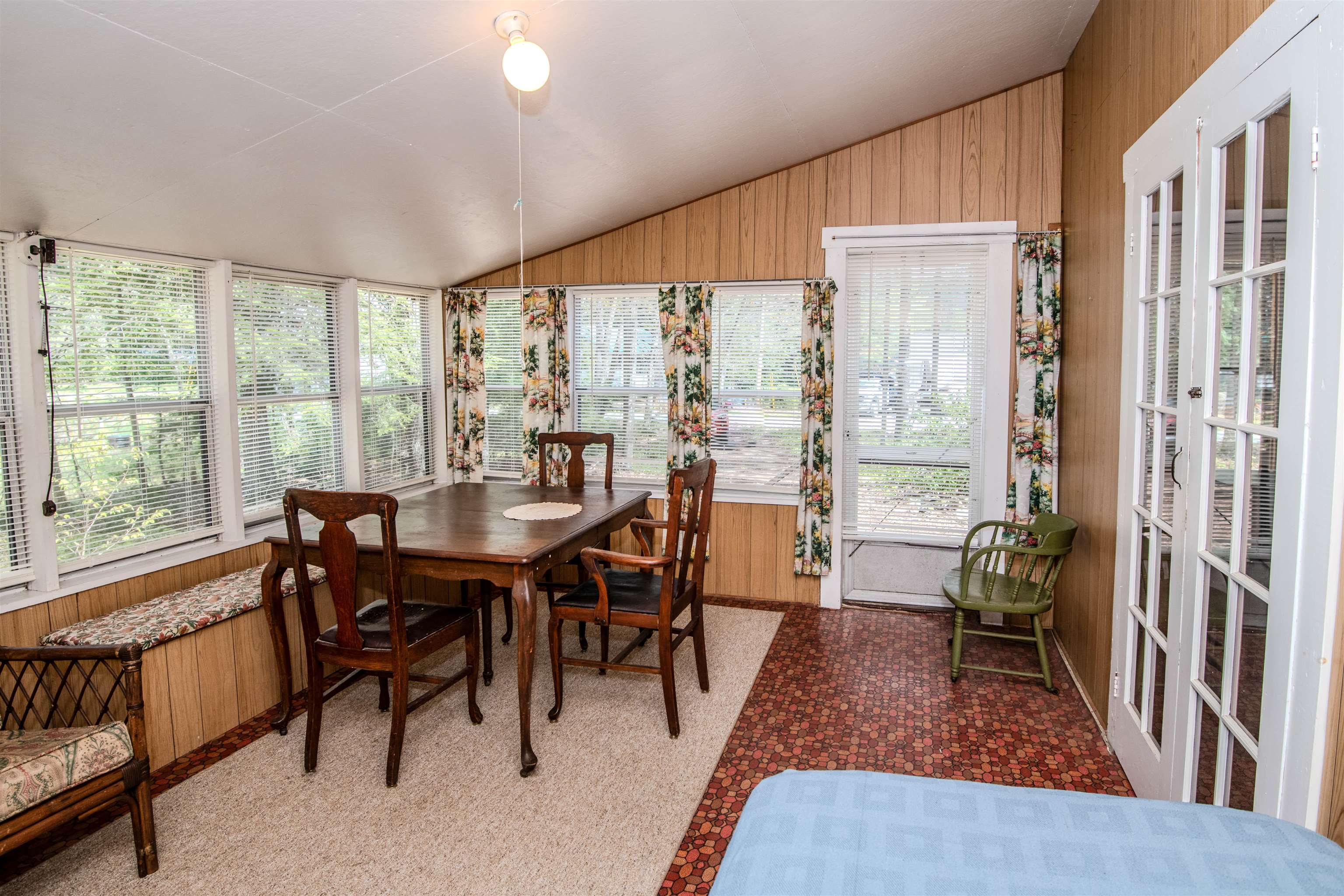 38 Northshore Drive Property Photo 13