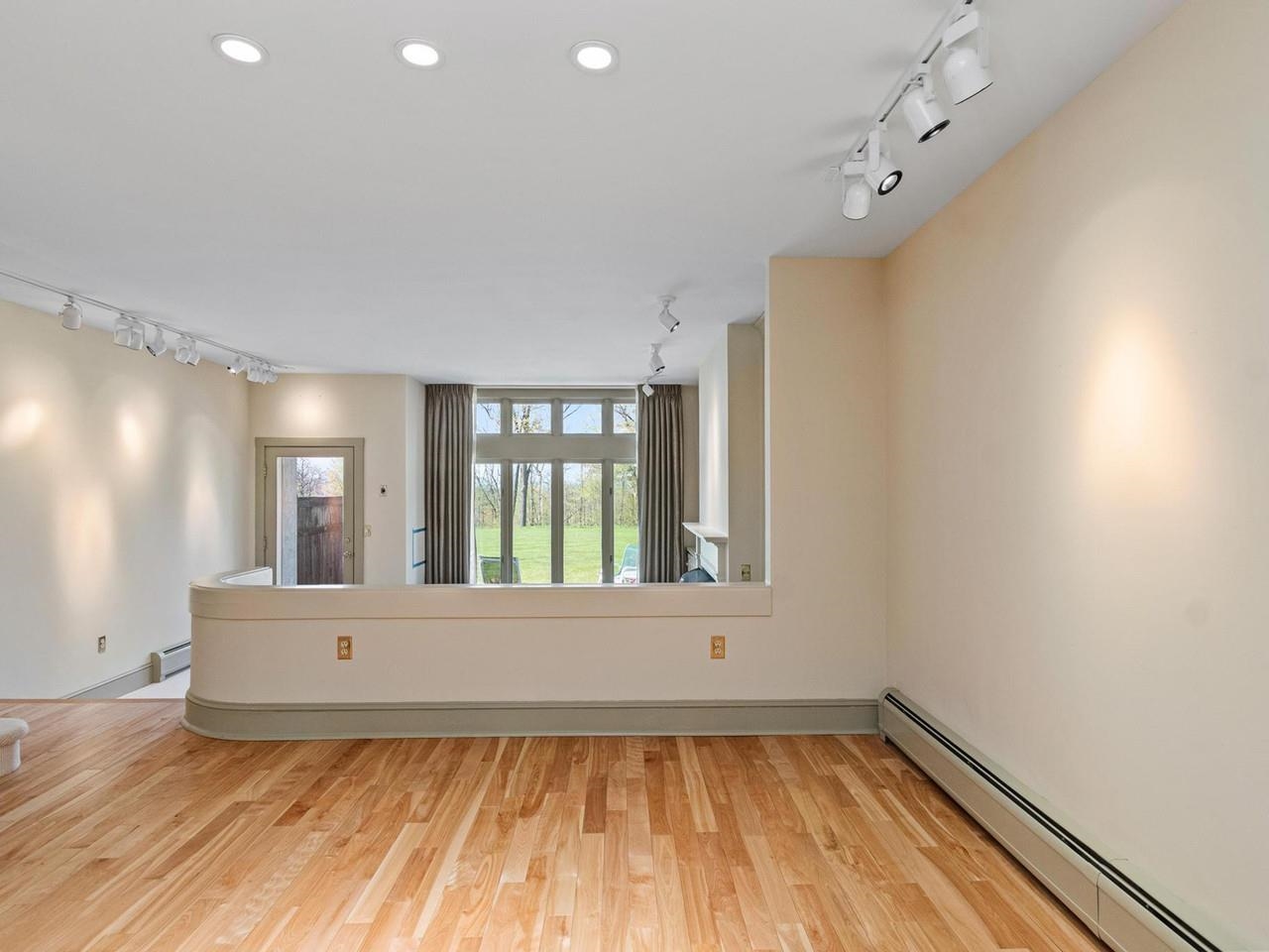 545 South Prospect Street Property Photo 25