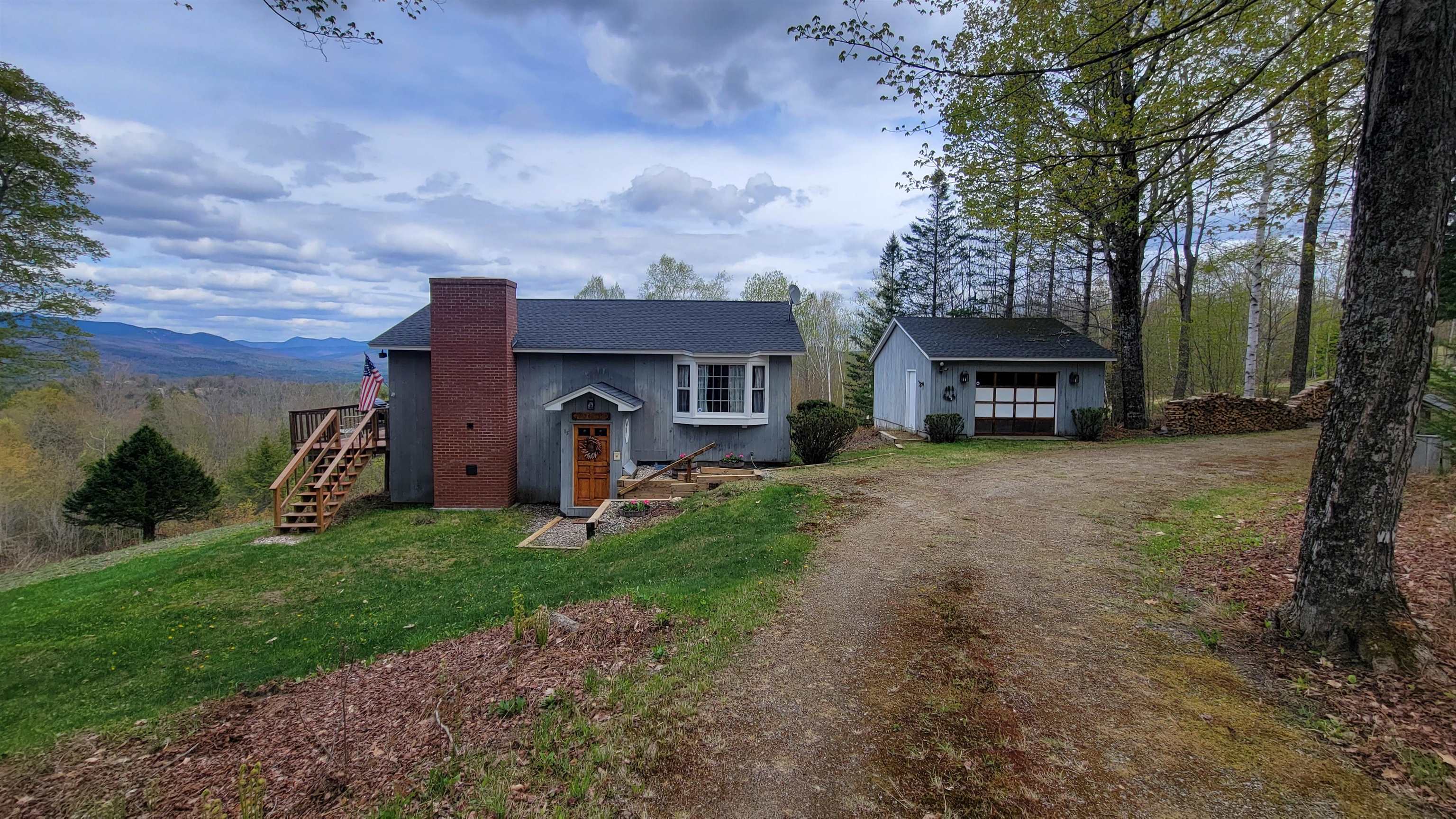 15 Antler Road Property Photo 1